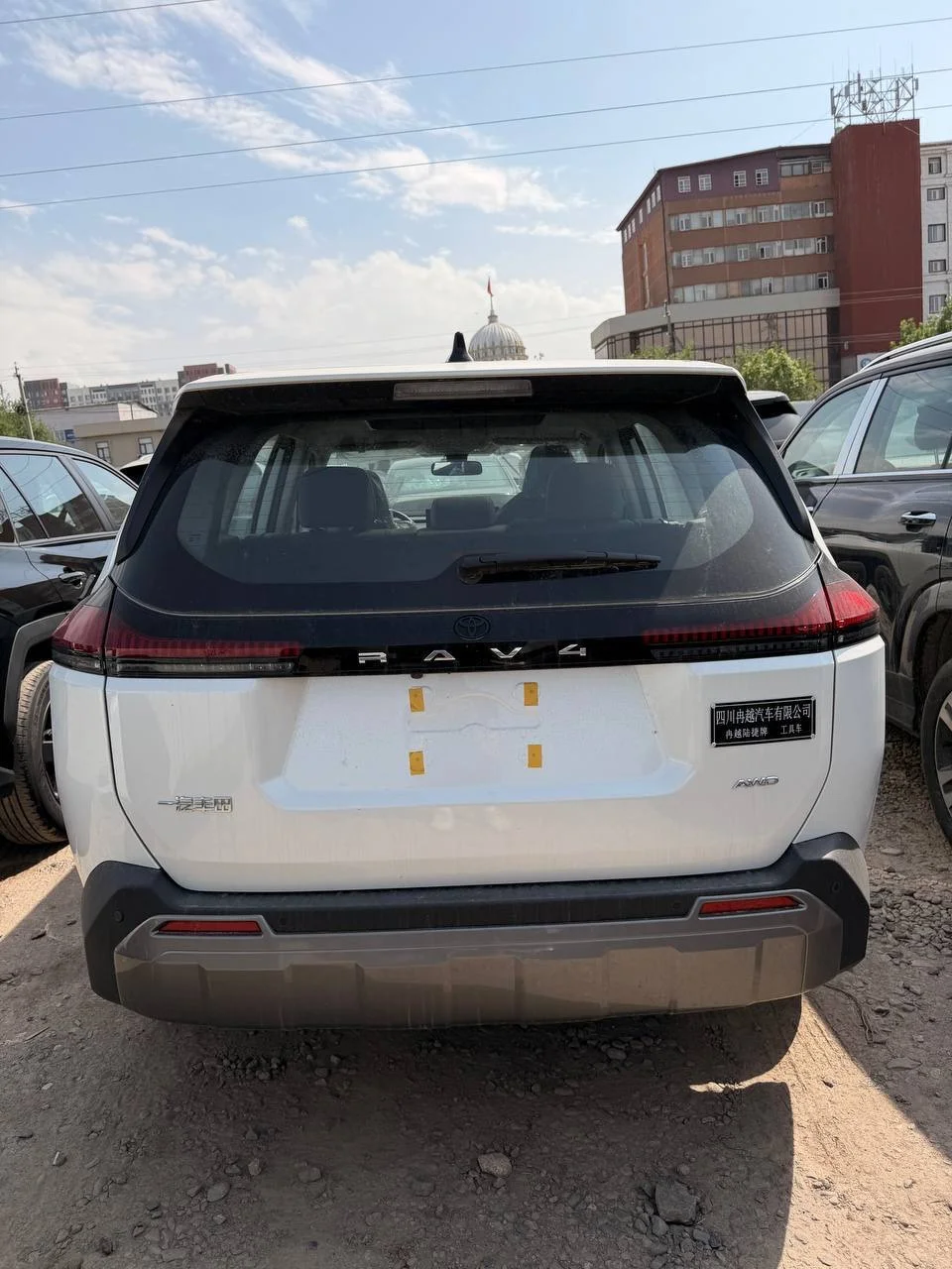 Toyota RAV 4 - миниатюра 3