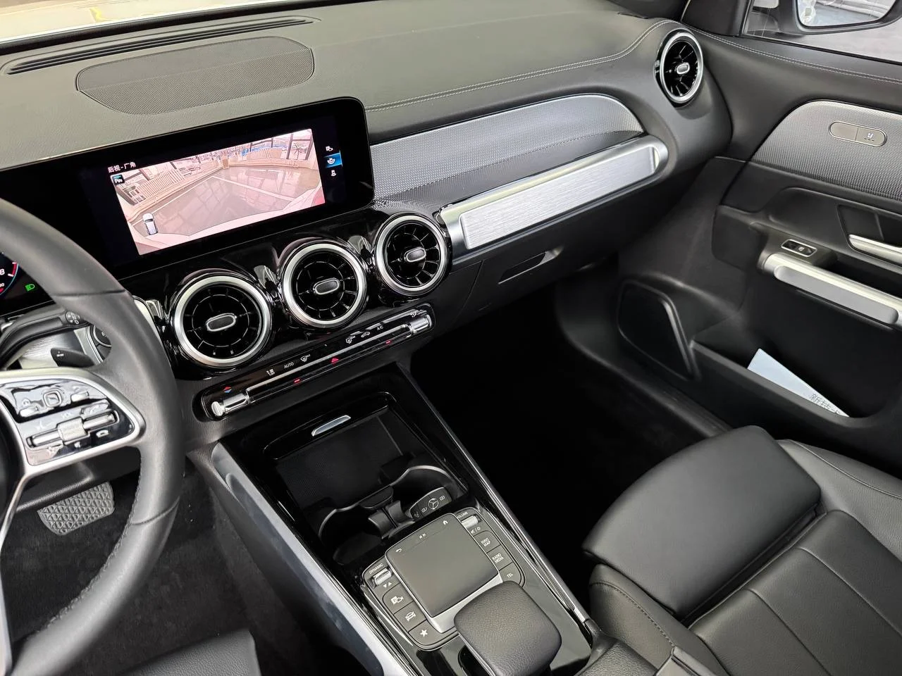 Mercedes-Benz GLB 180 🇩🇪 - миниатюра 6