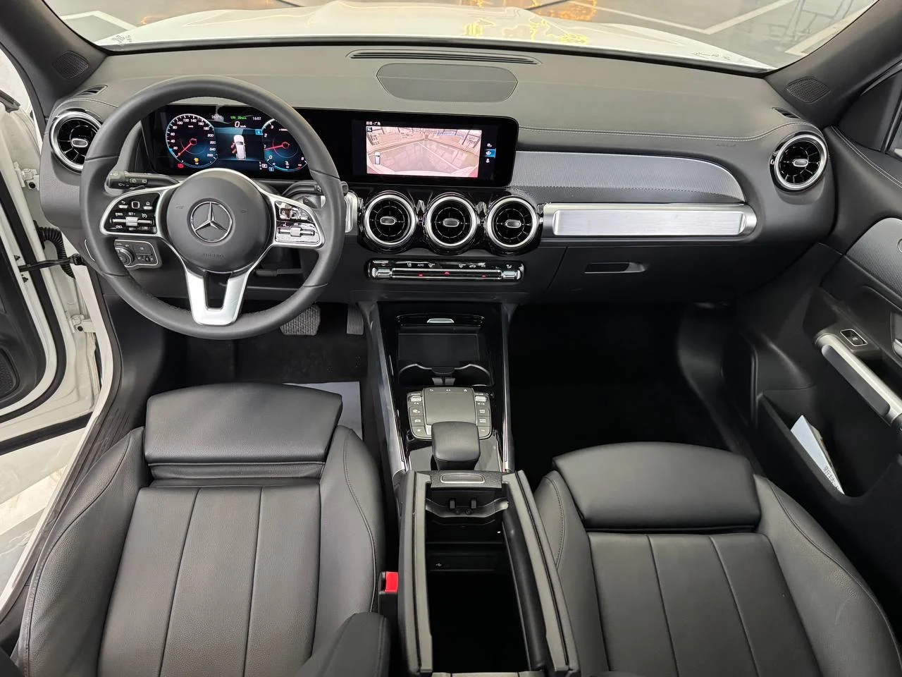 Mercedes-Benz GLB 180 🇩🇪 - миниатюра 8
