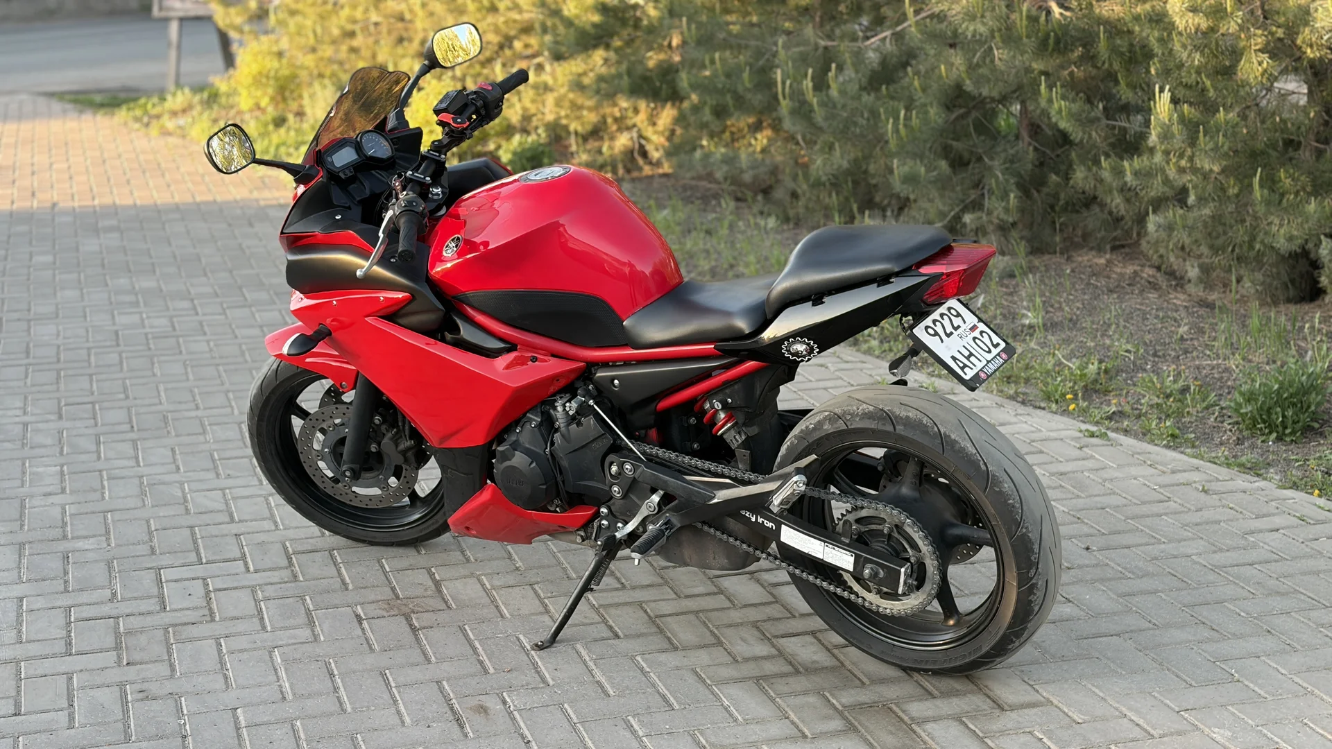 Yamaha XJ6 Diversion, 2015 год, 7900 км - миниатюра 2