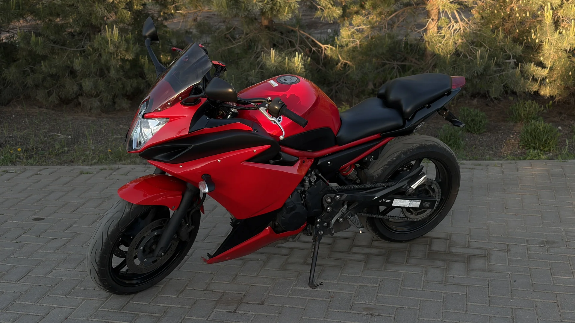 Yamaha XJ6 Diversion, 2015 год, 7900 км - миниатюра 3