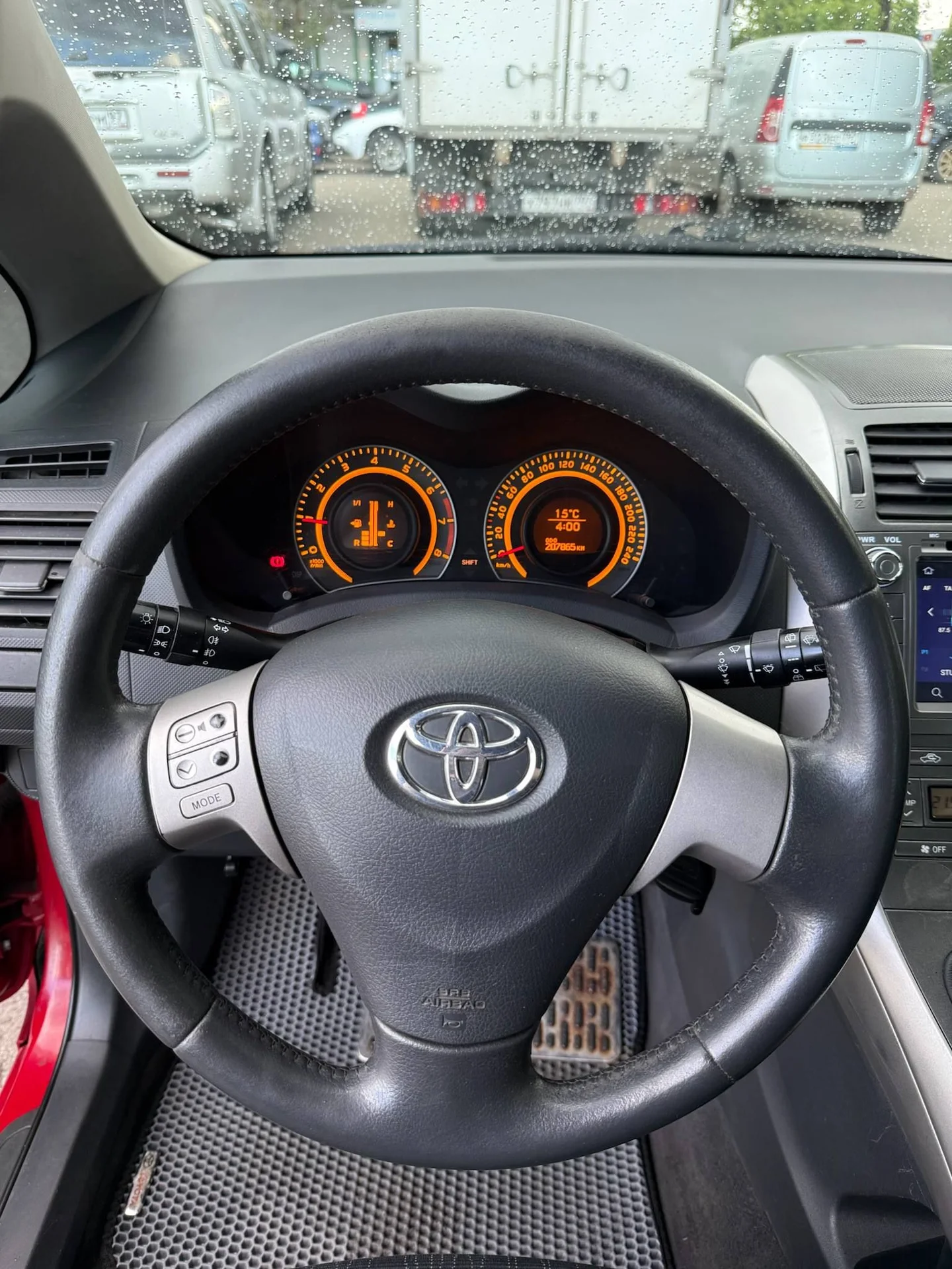 Автомобиль Toyota Auris - миниатюра 20
