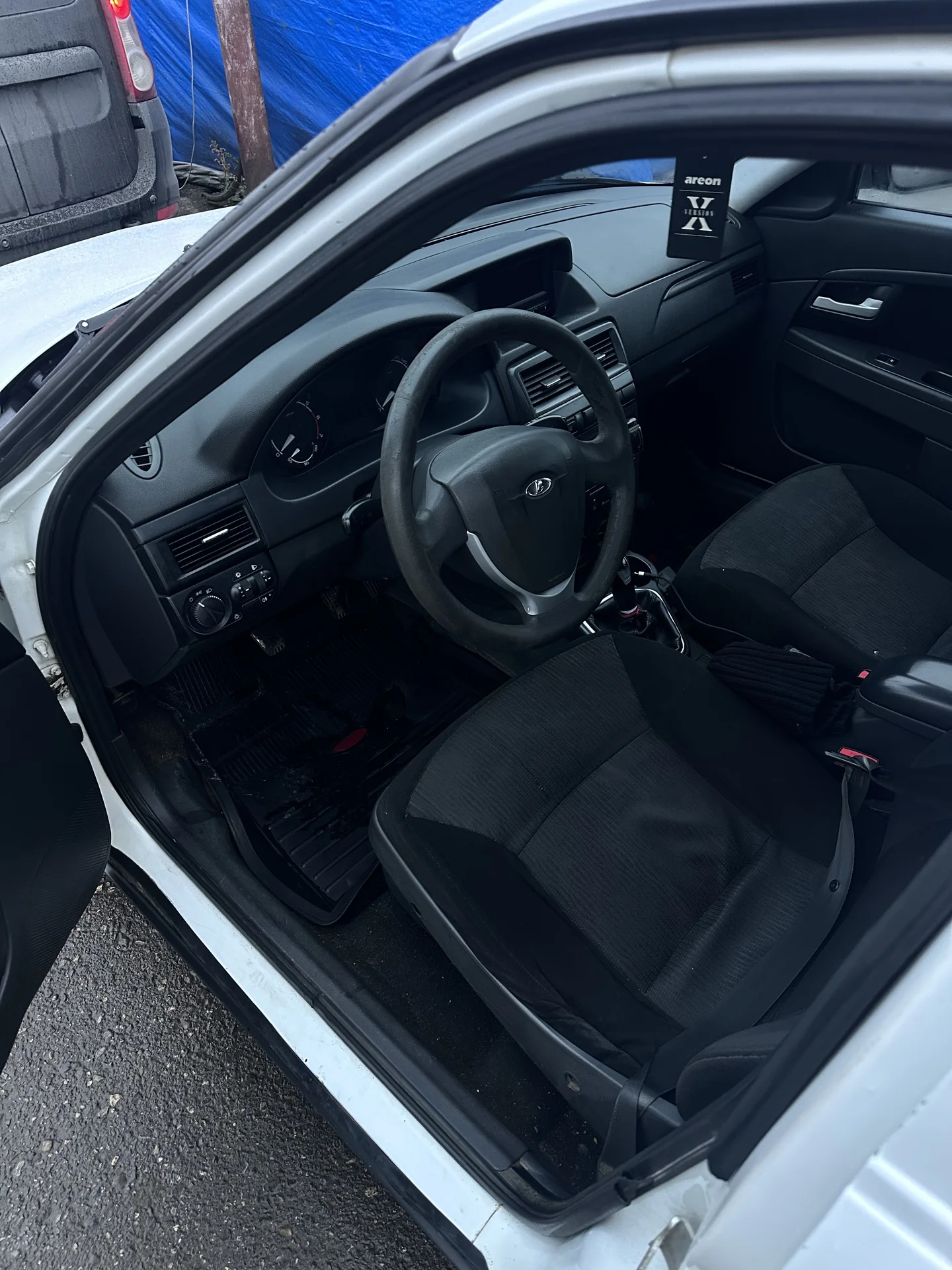 lada priora - миниатюра 11