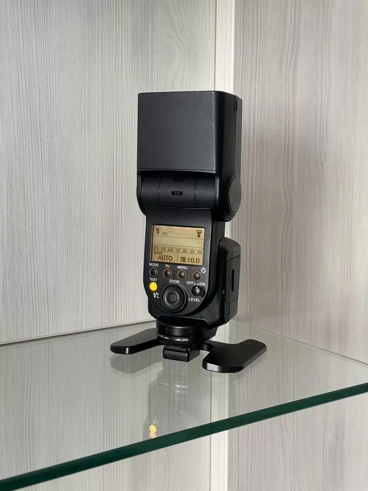 Внешняя накамерная вспышка Sony HVL-F60M - миниатюра 3