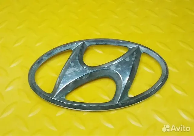 Эмблема /знак на решетку радиатора Hyundai Porter