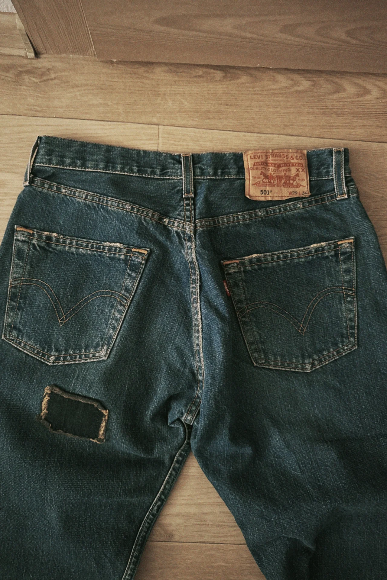 джинсы levis - миниатюра 4