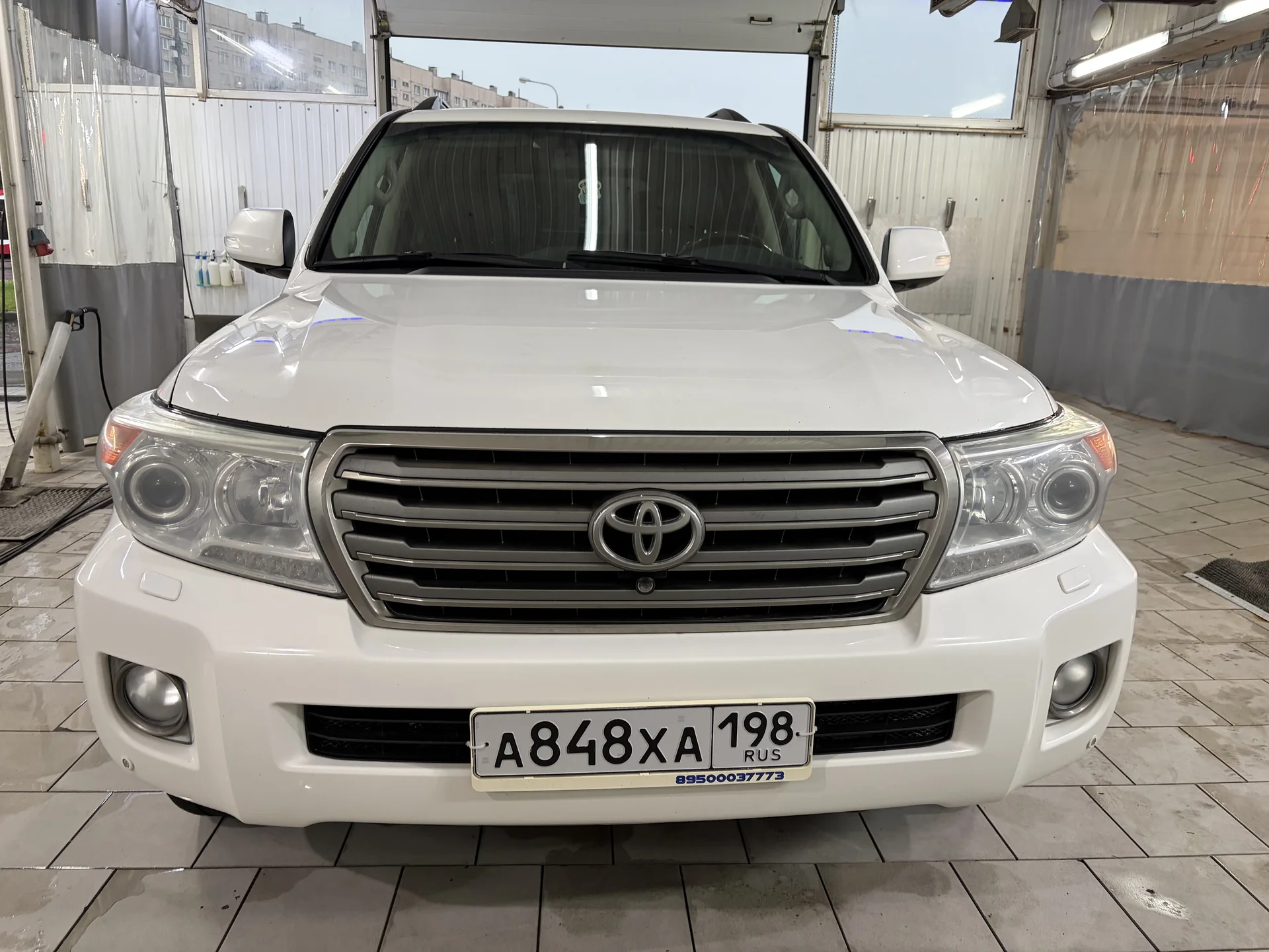 toyota landcruiser 200 2012 - миниатюра 2