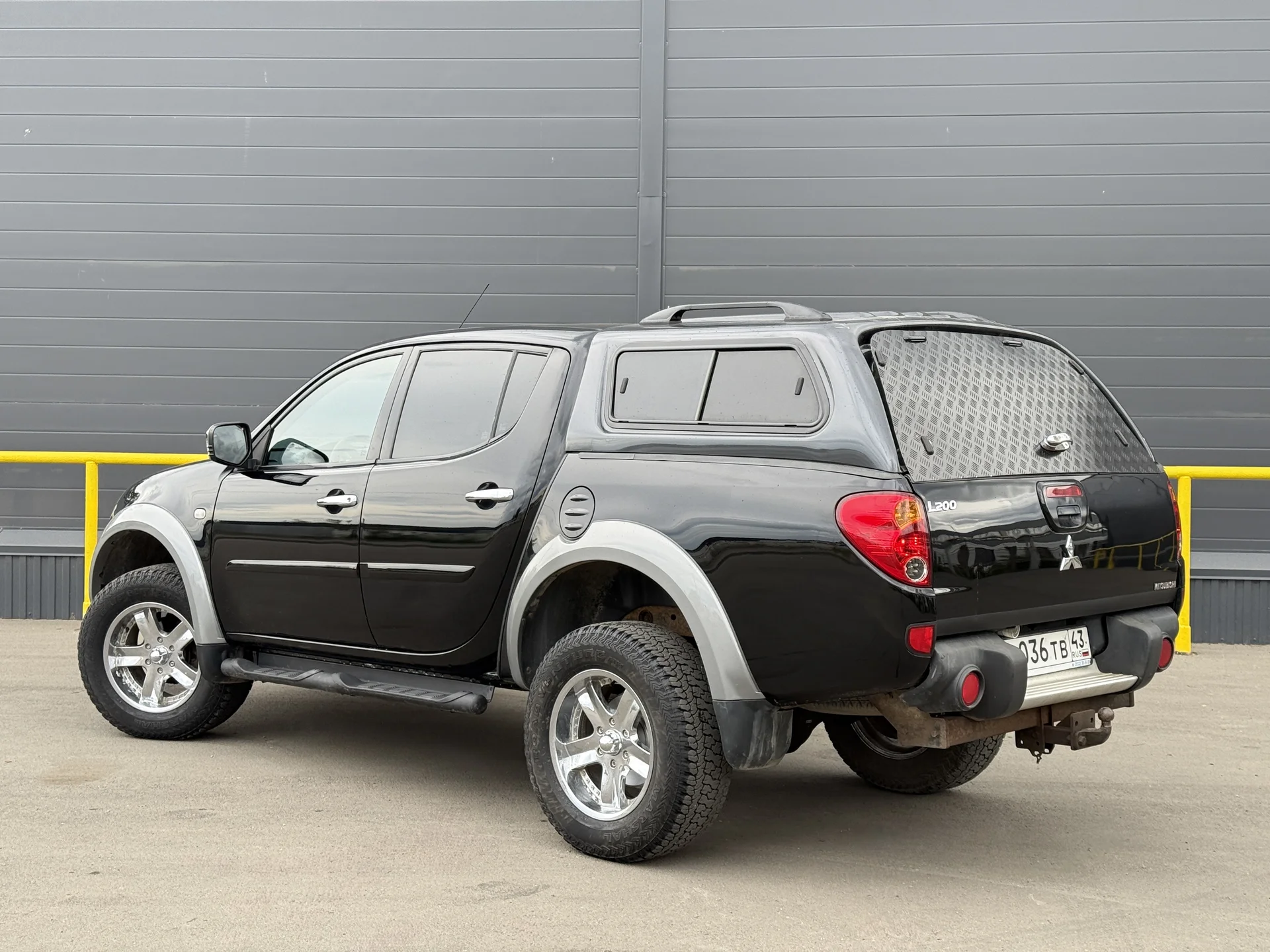 Mitsubishi L200 2012 - миниатюра 4