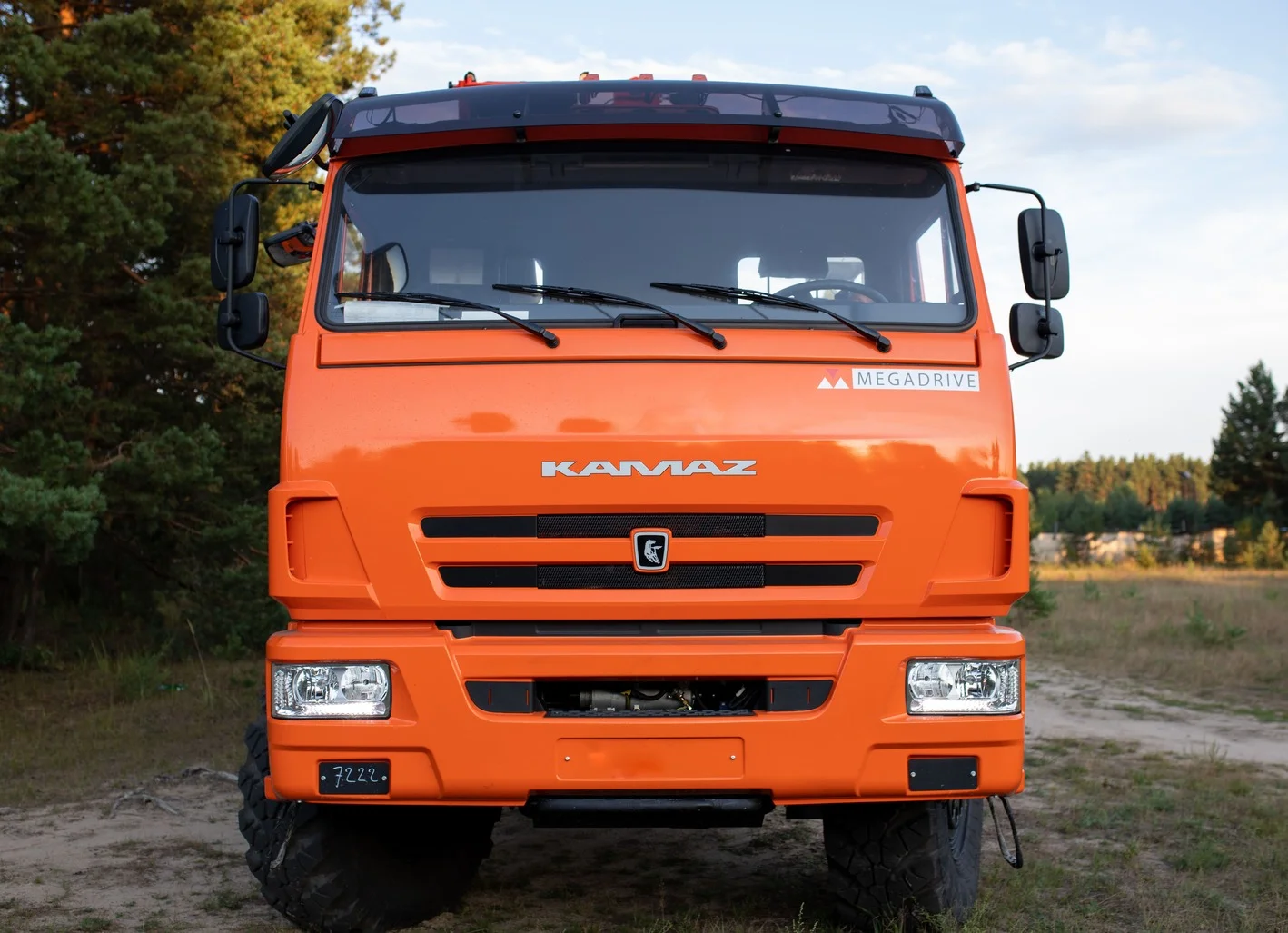 Манипулятор Kanglim KS 2057 на шасси 6х6 КАМАЗ 43118 - миниатюра 5