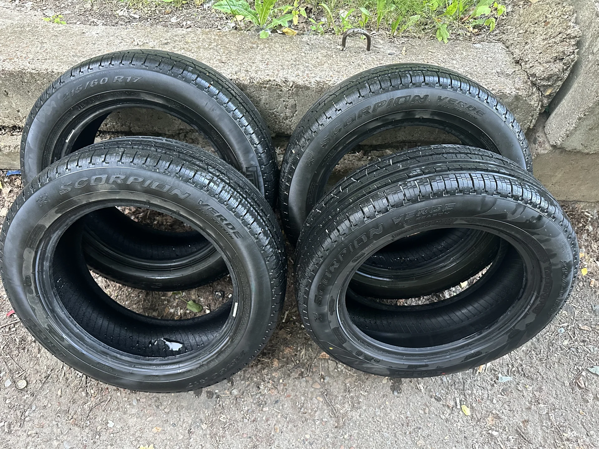 pirelli scorpion verde all season 215/60 R17
