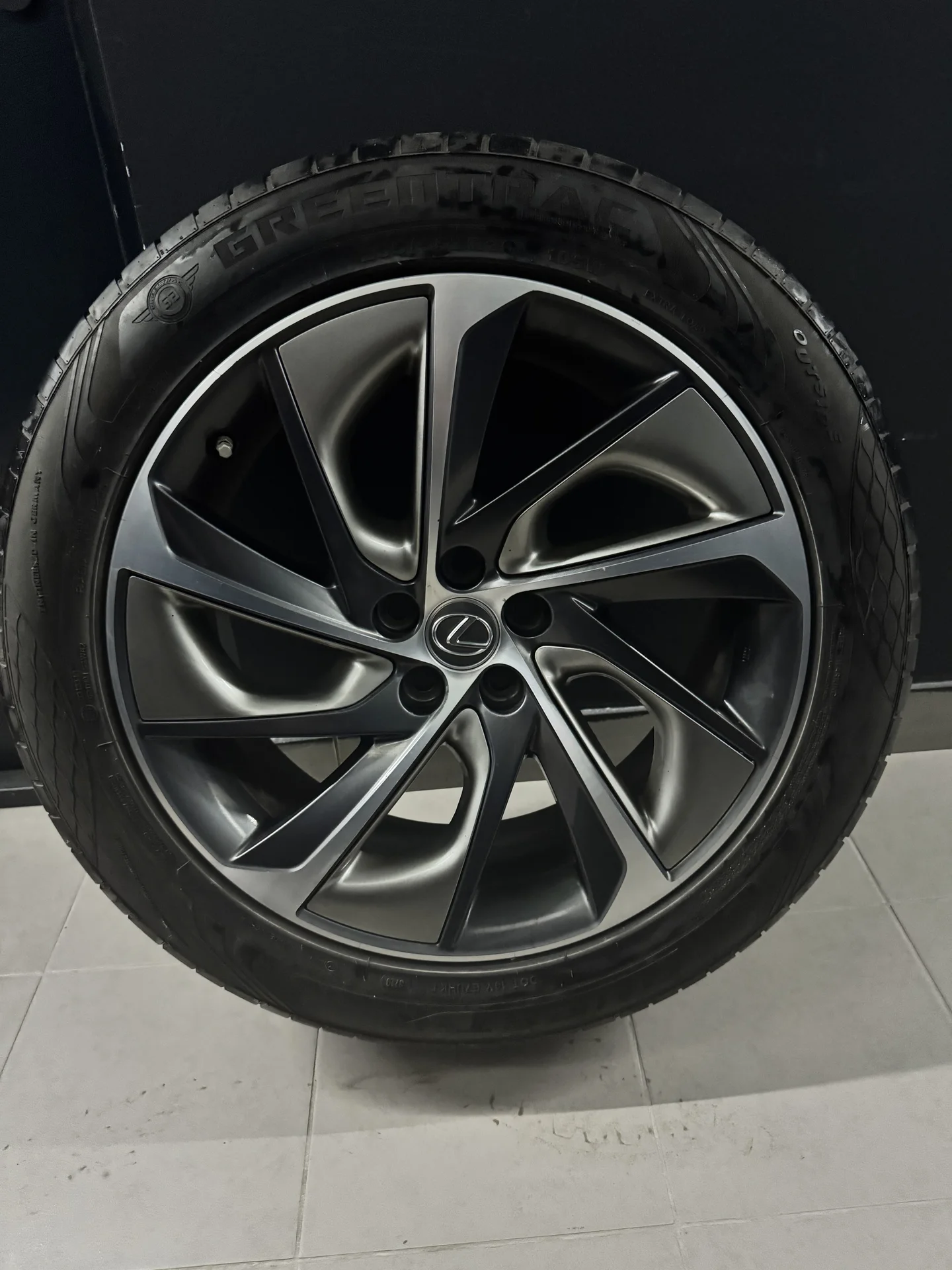 Колеса Lexus RX R20 оригинал 235/55 R20 - миниатюра 2