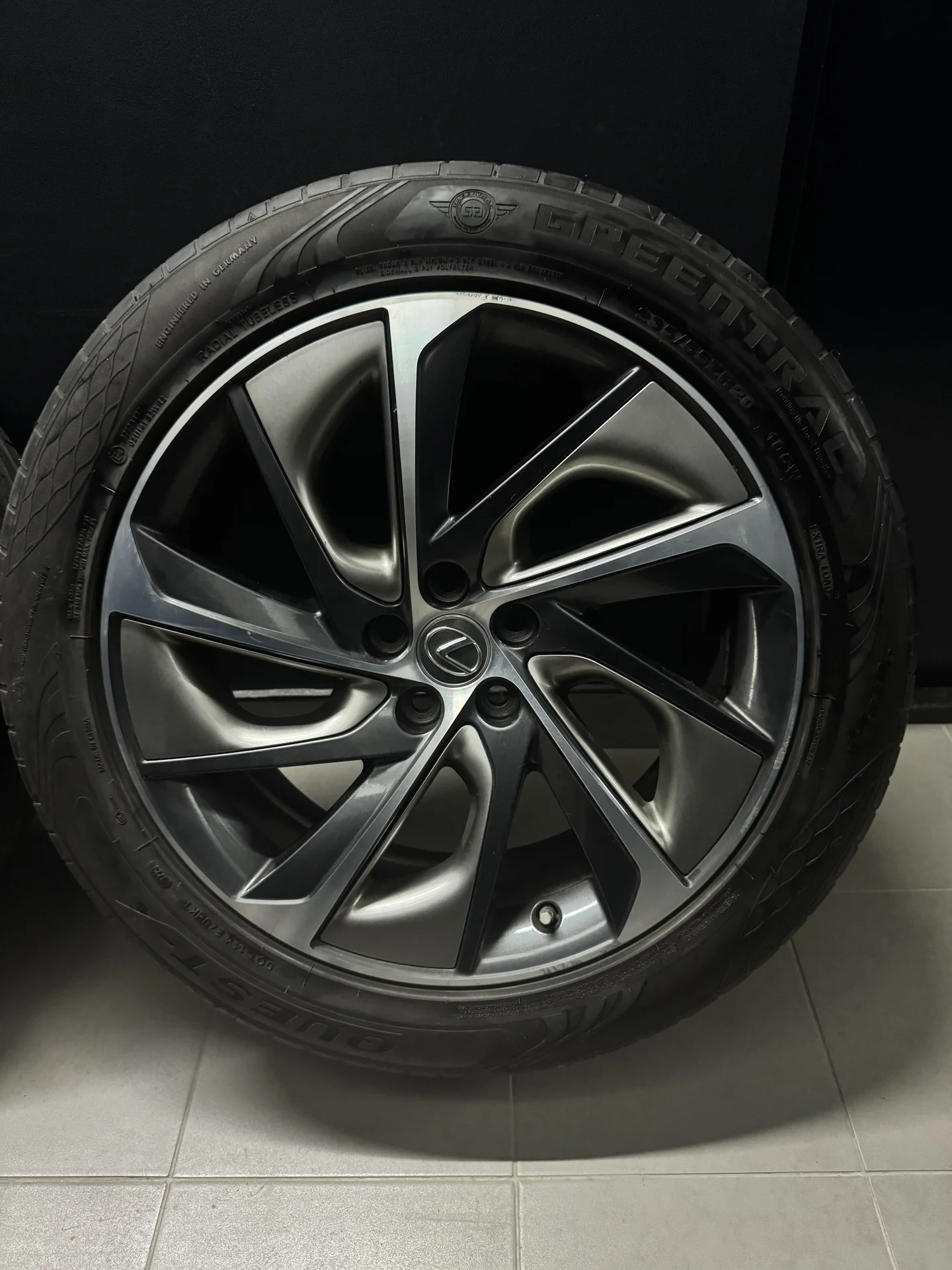 Колеса Lexus RX R20 оригинал 235/55 R20 - миниатюра 3