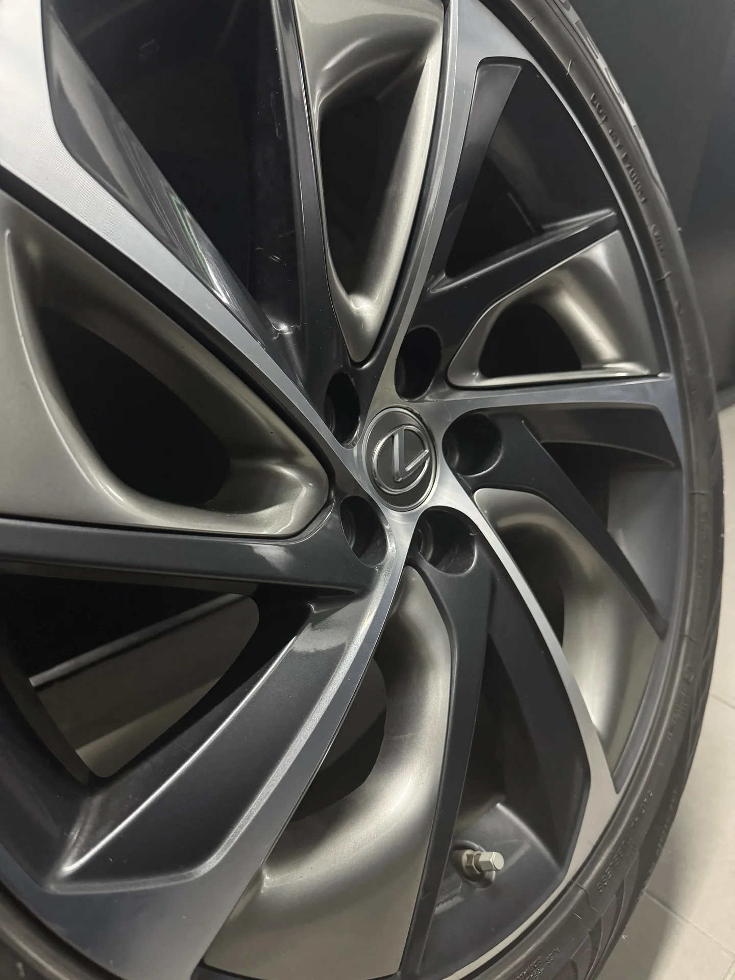 Колеса Lexus RX R20 оригинал 235/55 R20 - миниатюра 6