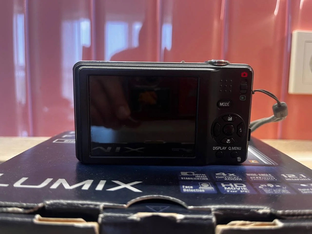 Цифровой фотоаппарат panasonic lumix - миниатюра 3