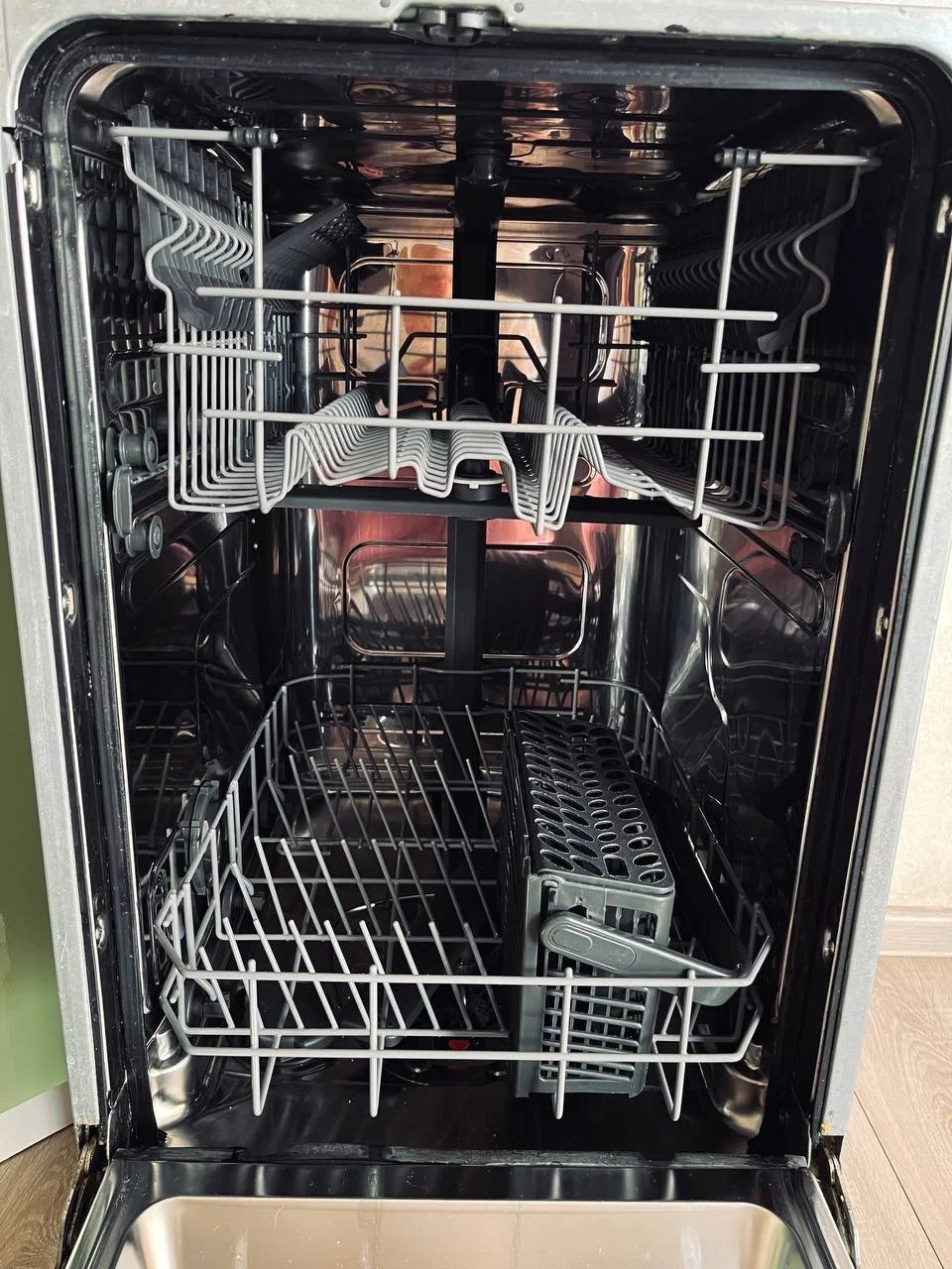 Посудомоечная машина Electrolux ESL94321LA - миниатюра 4