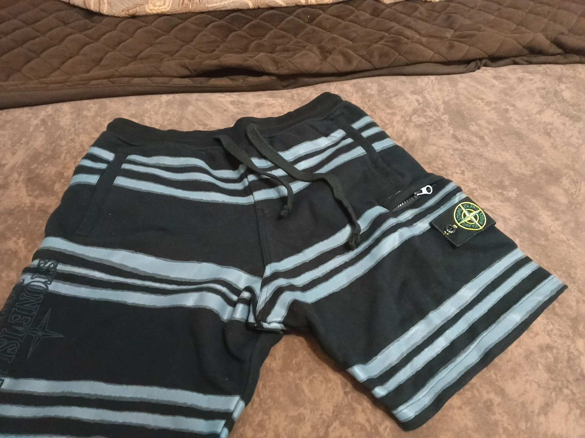 Шорты stone island - миниатюра 4