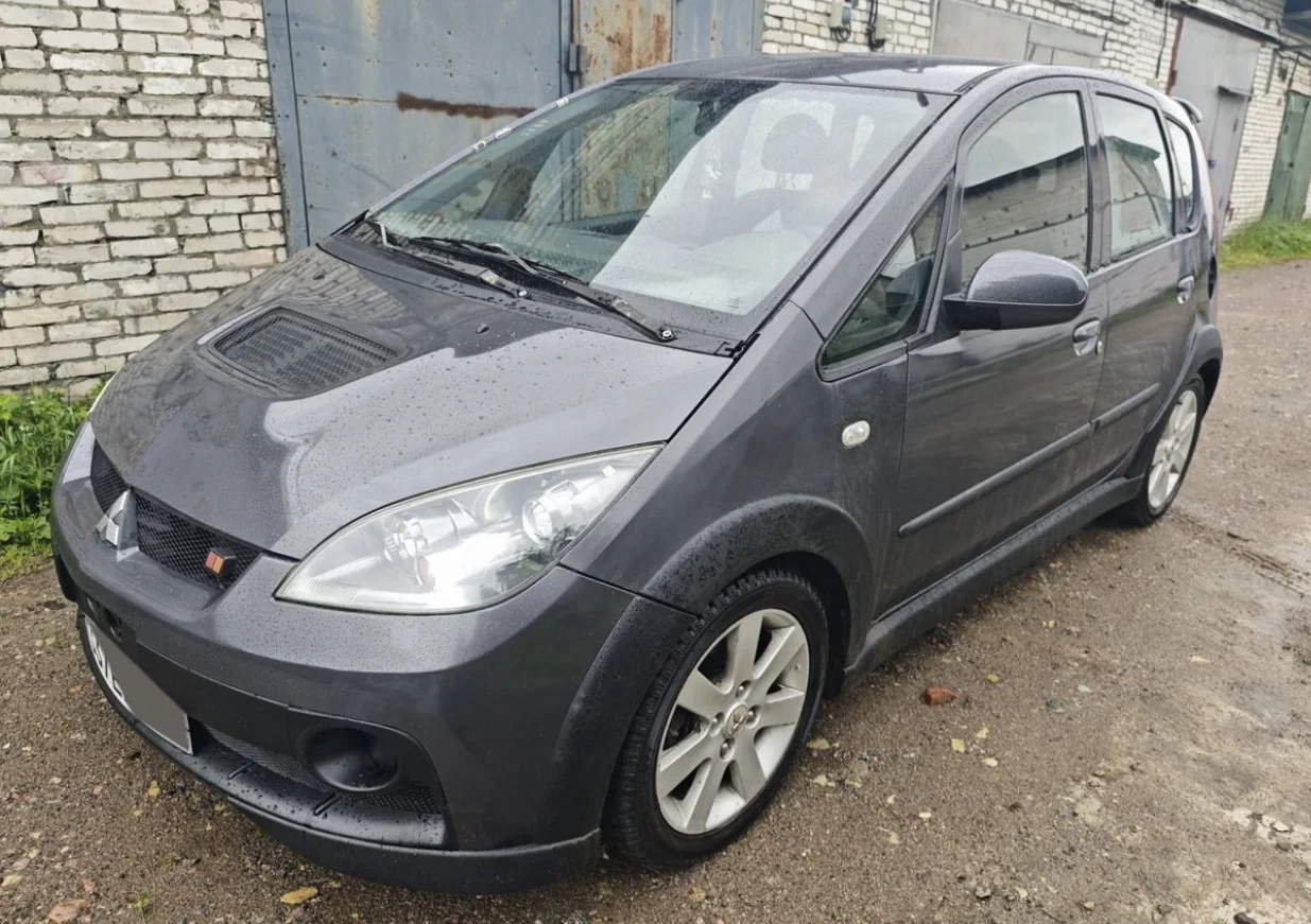Mitsubishi colt 1,3 - миниатюра 2