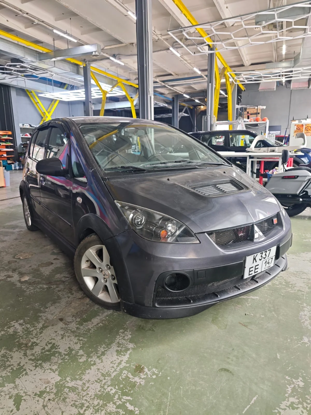 Mitsubishi colt 1,3 - миниатюра 3