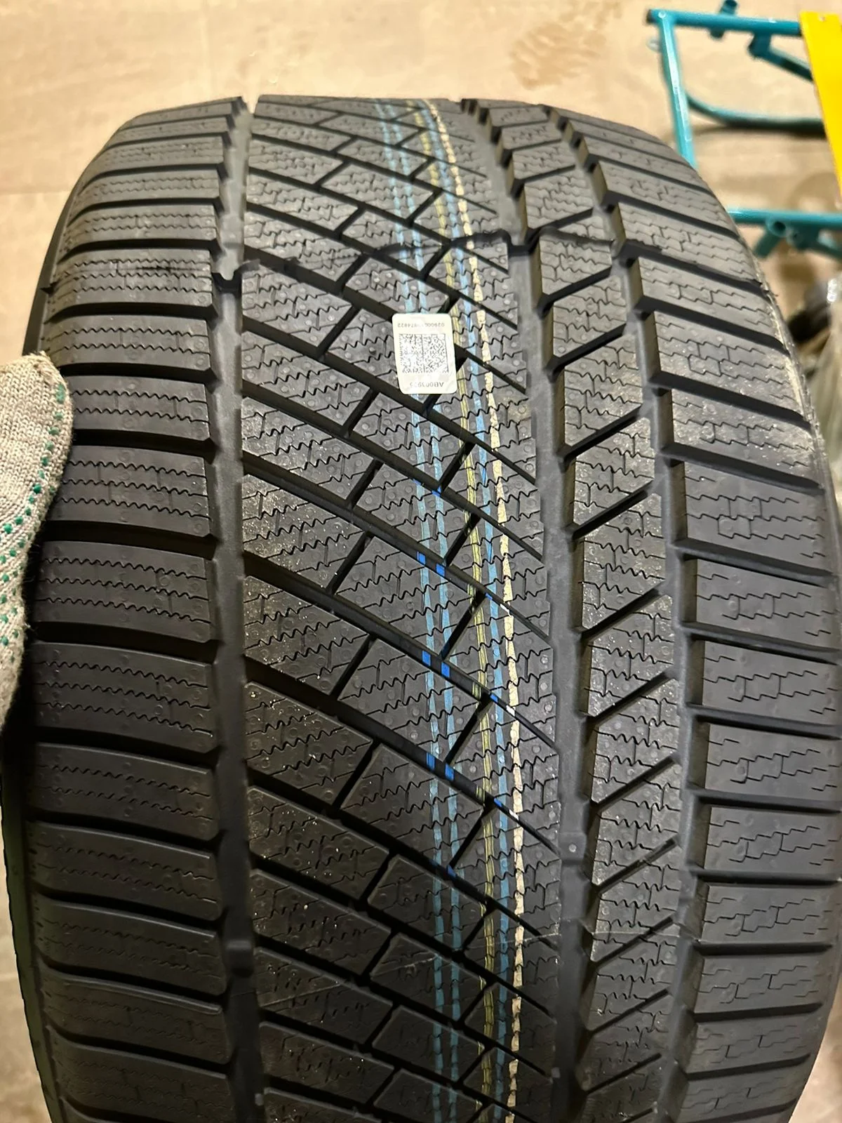 Continental WinterContact TS 850 P 275/30 R20 97W - миниатюра 2