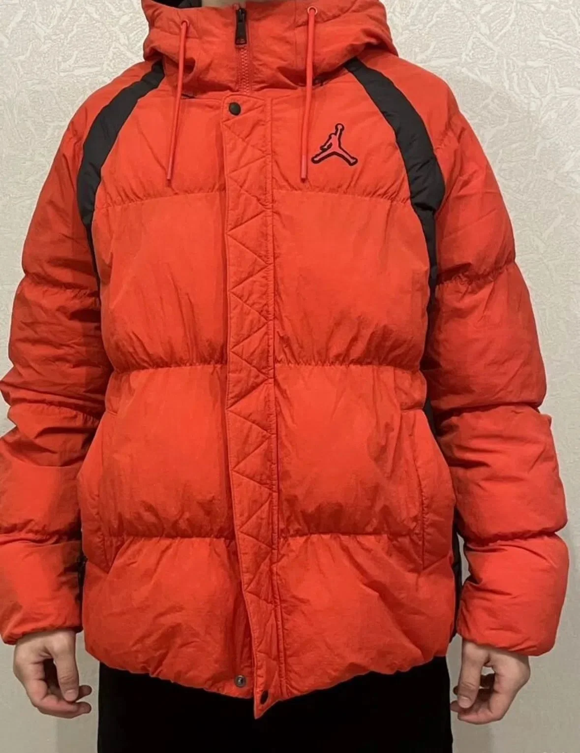 JORDAN ESSENTIAL PUFFER JACKET - миниатюра 2