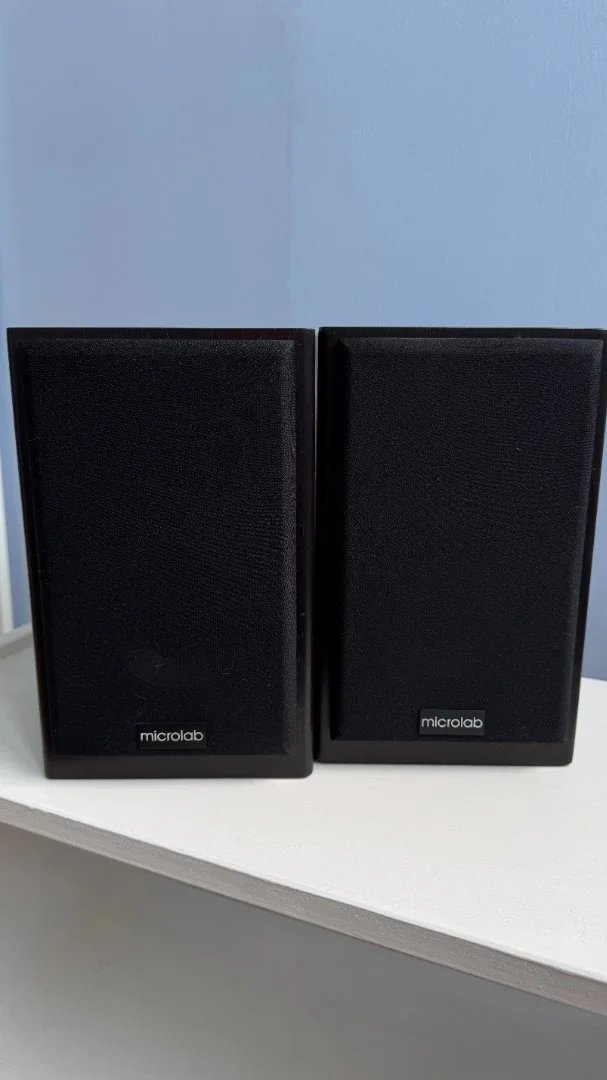 Колонки Microlab B72 Black — акустическая система 2.0 - изображение 1