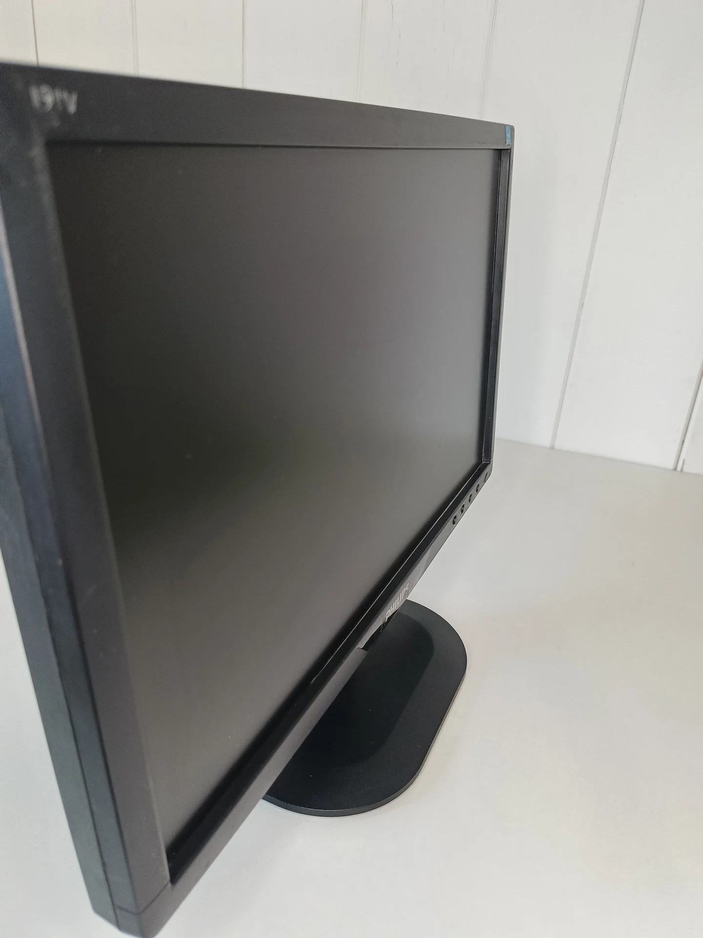 Монитор Philips 191V2SB/62 б/у, рабочий - миниатюра 6