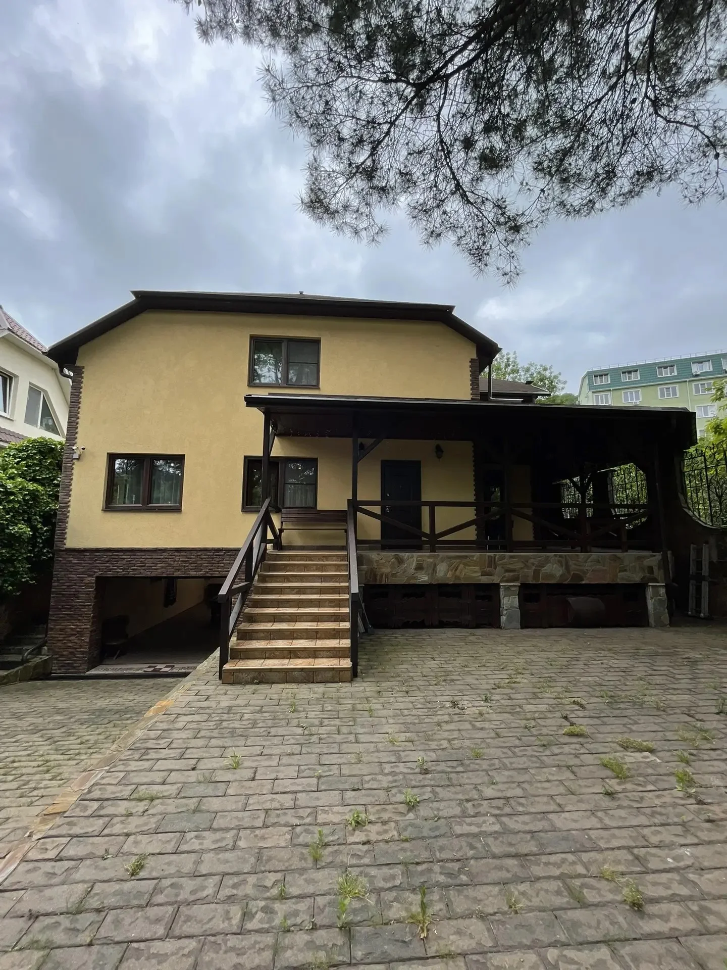 Продается 2-этажный дом у моря, 280 м²