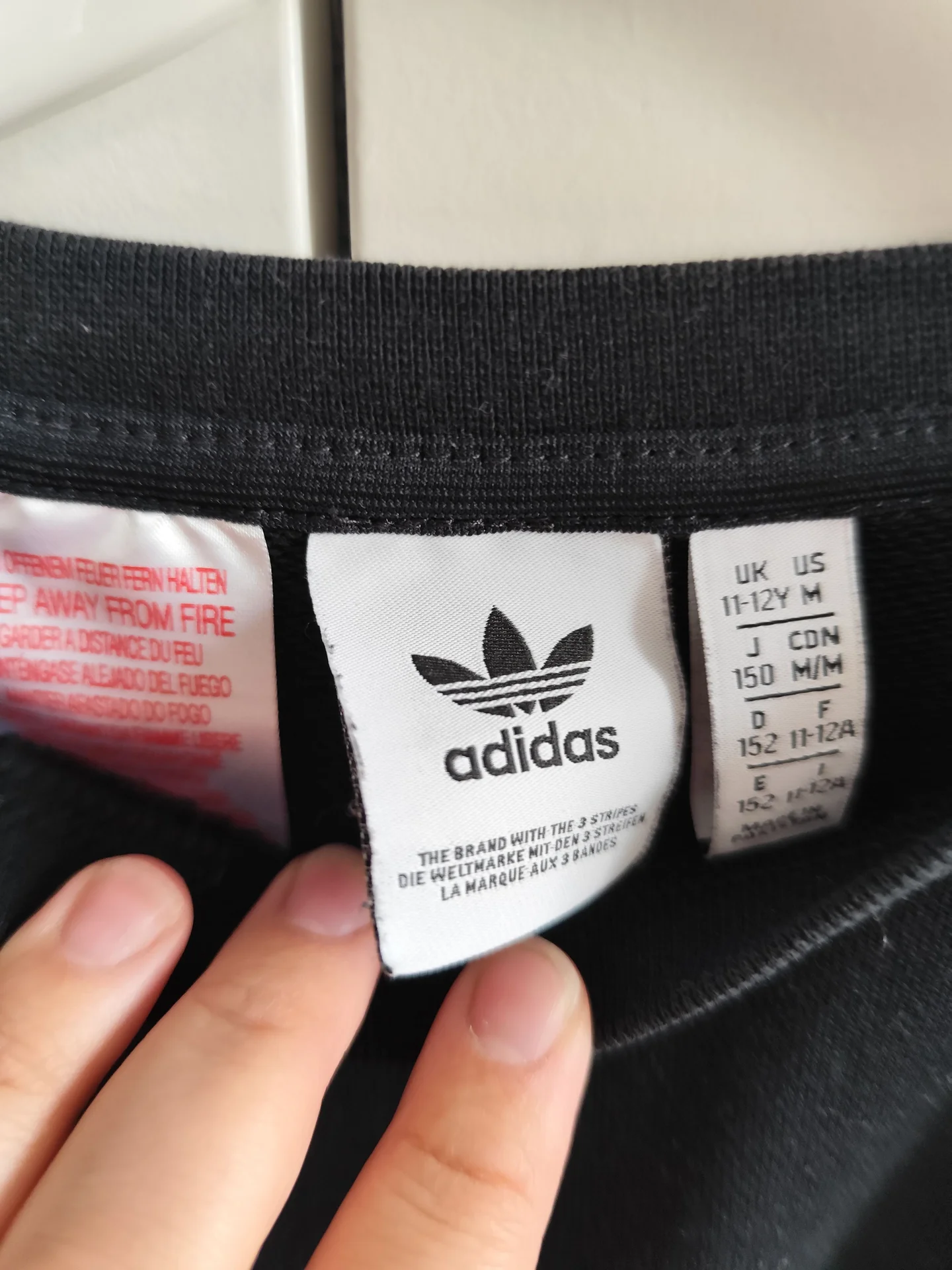 толстовка adidas - миниатюра 2