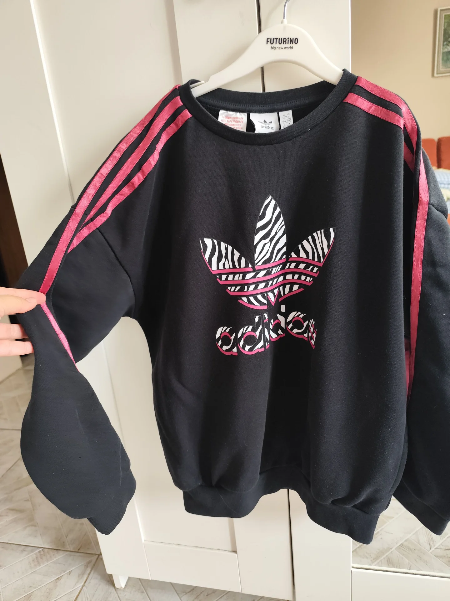 толстовка adidas - миниатюра 3