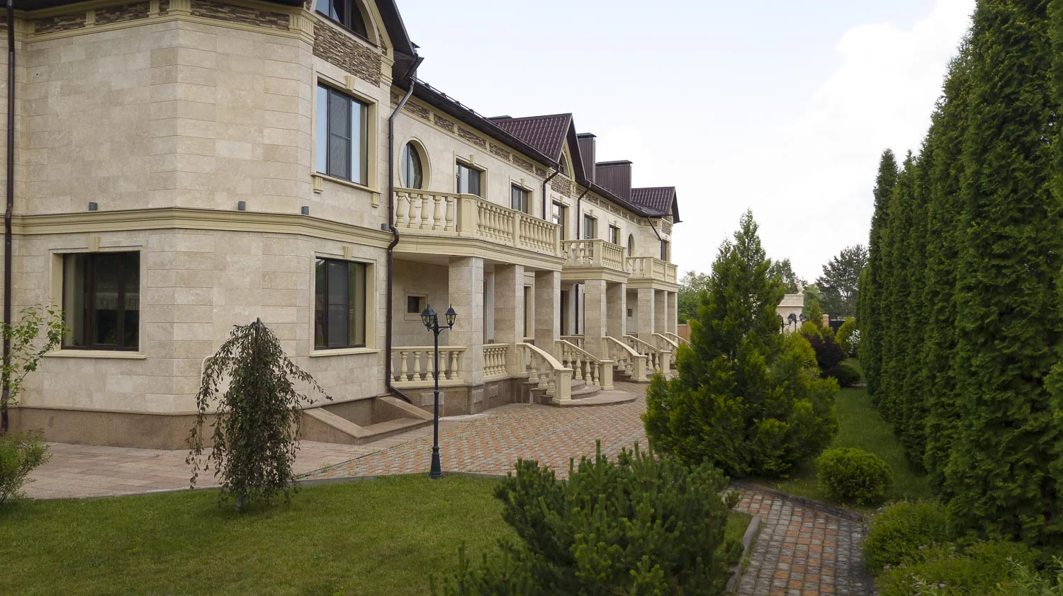 Продается 4-этажный дом, 2 900 м² - миниатюра 6
