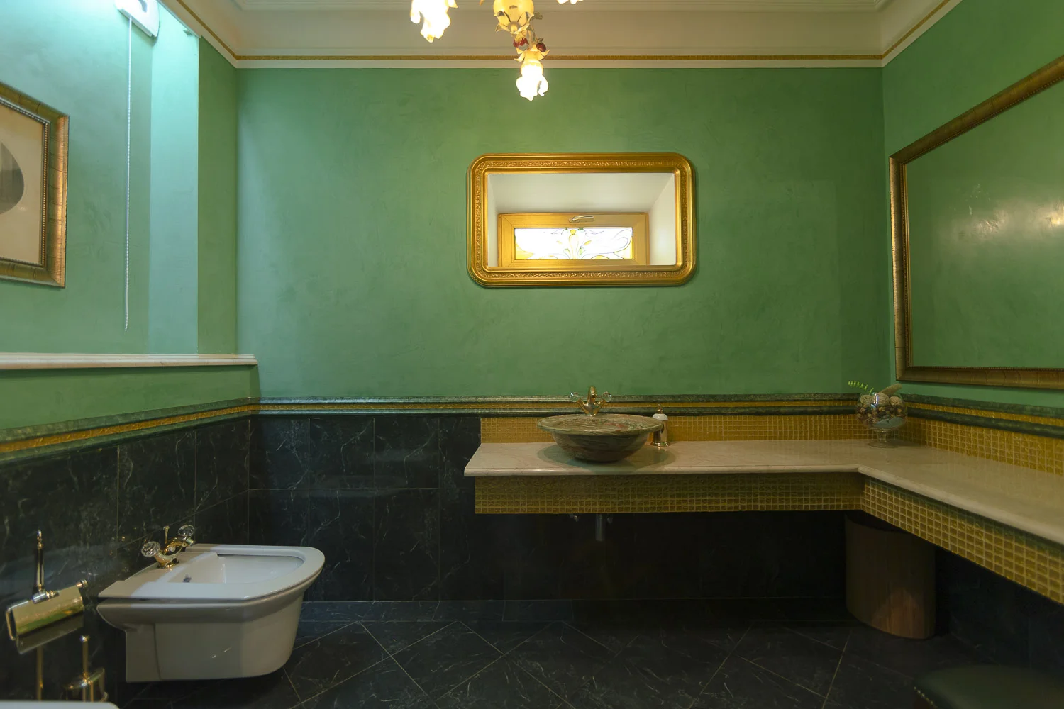 Продается 4-этажный дом, 2 900 м² - миниатюра 12