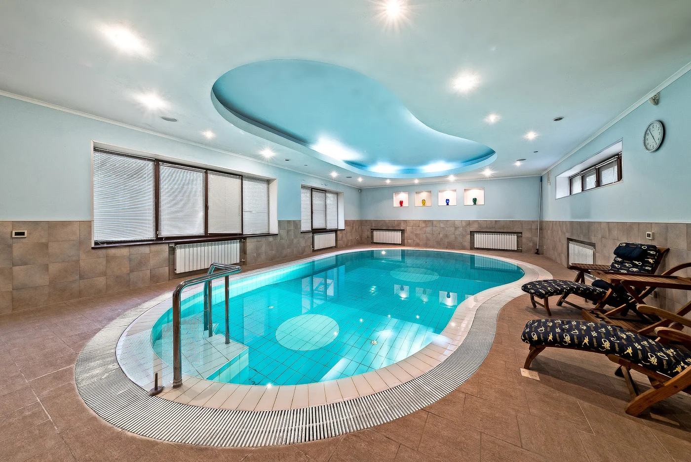 Продается 3-этажный дом, 788,7 м² - миниатюра 13