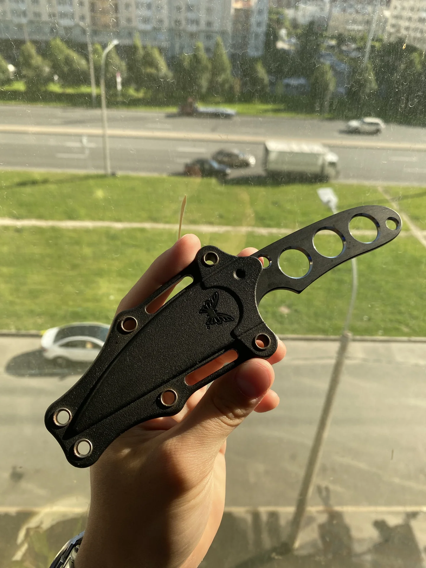 Нож Benchmade 10536 - миниатюра 3