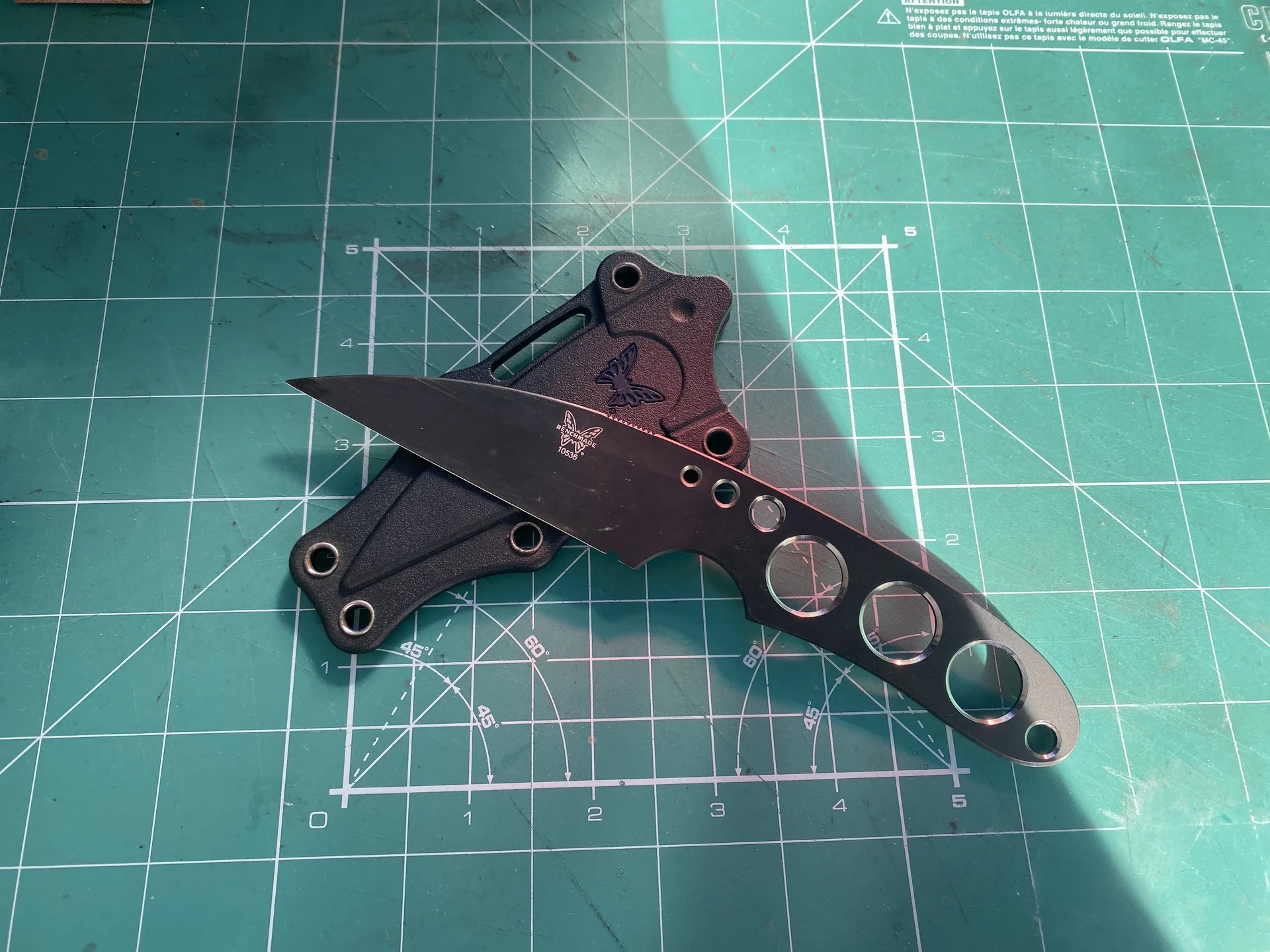 Нож Benchmade 10536 - миниатюра 5