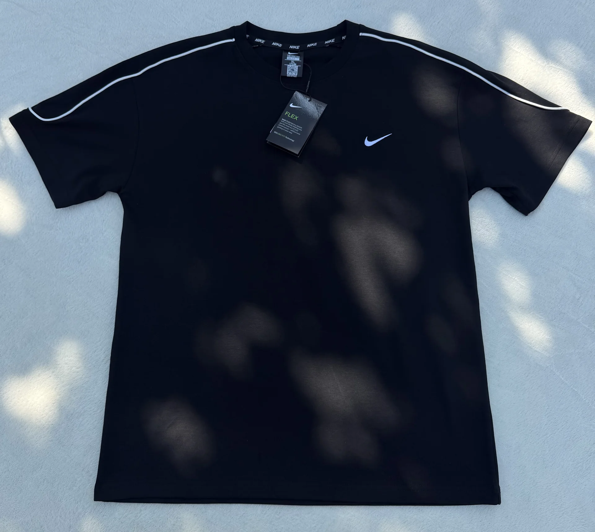 Футболка Nike - миниатюра 2
