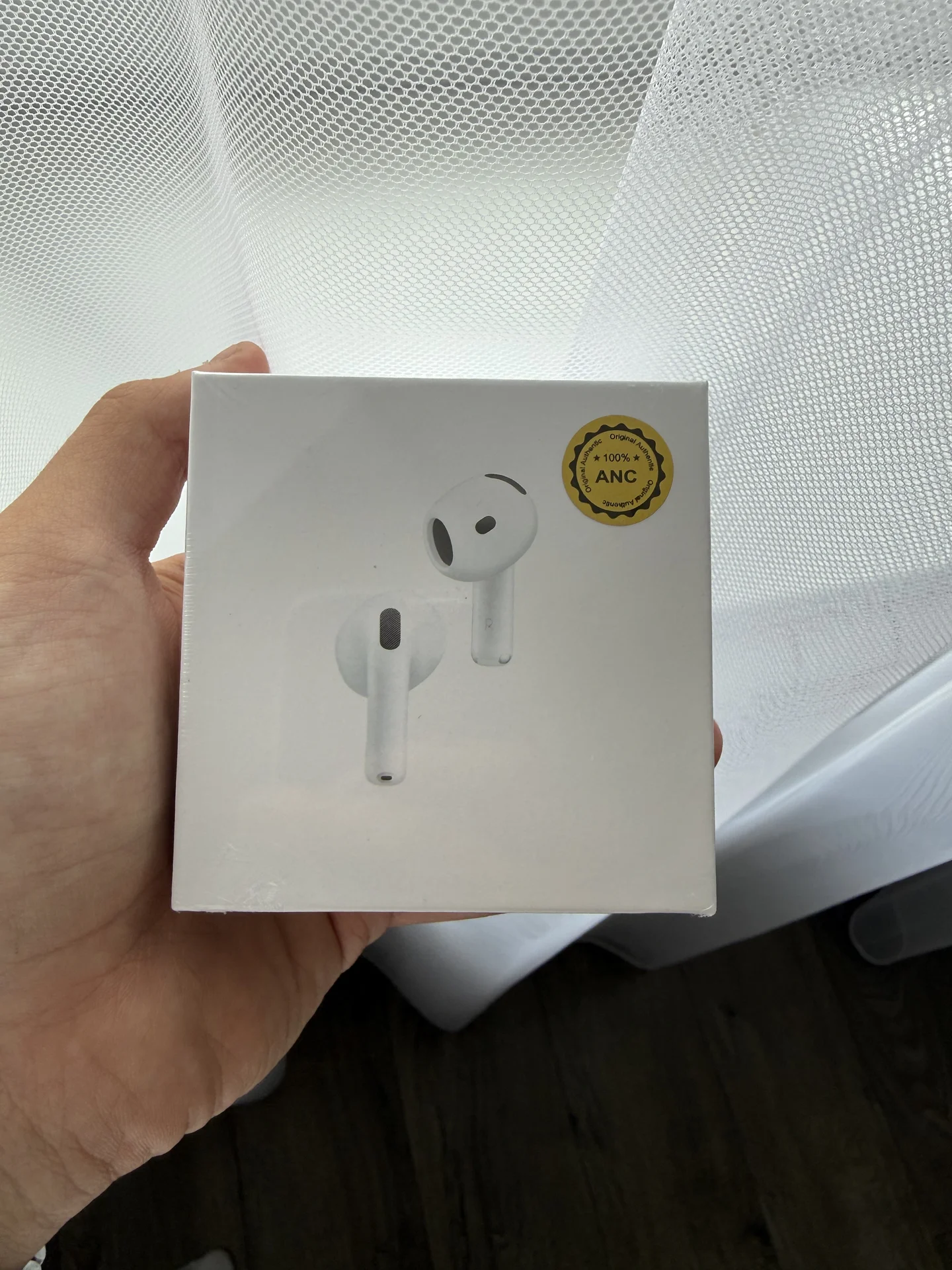 AirPods 4 (ANC) с шумоподавлением - изображение 1