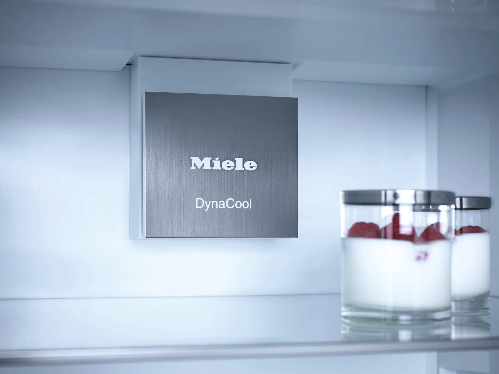 Встраиваемый холодильник Miele KF 7742 C - миниатюра 5