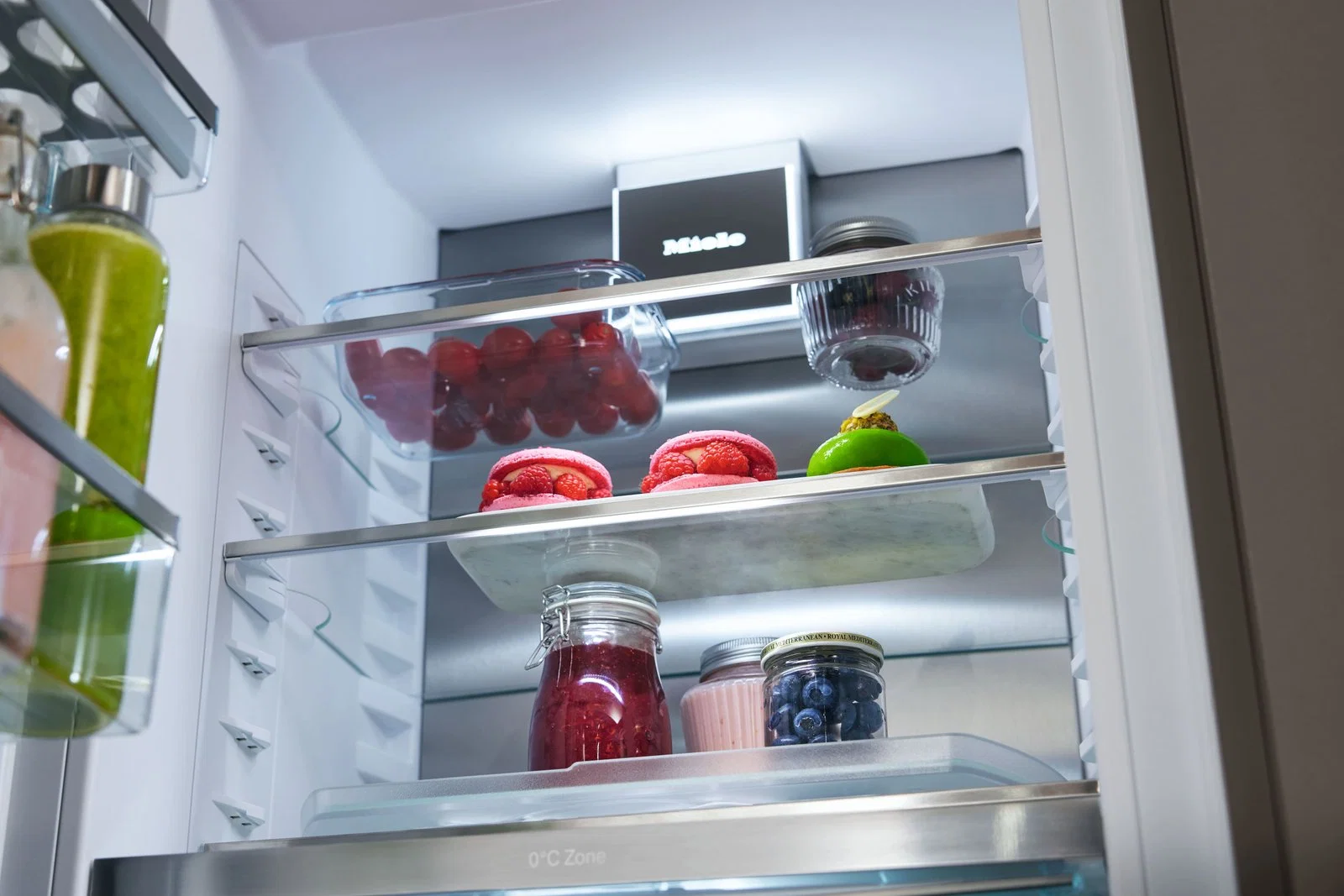 Встраиваемый холодильник Miele KFN 7795 C - миниатюра 4