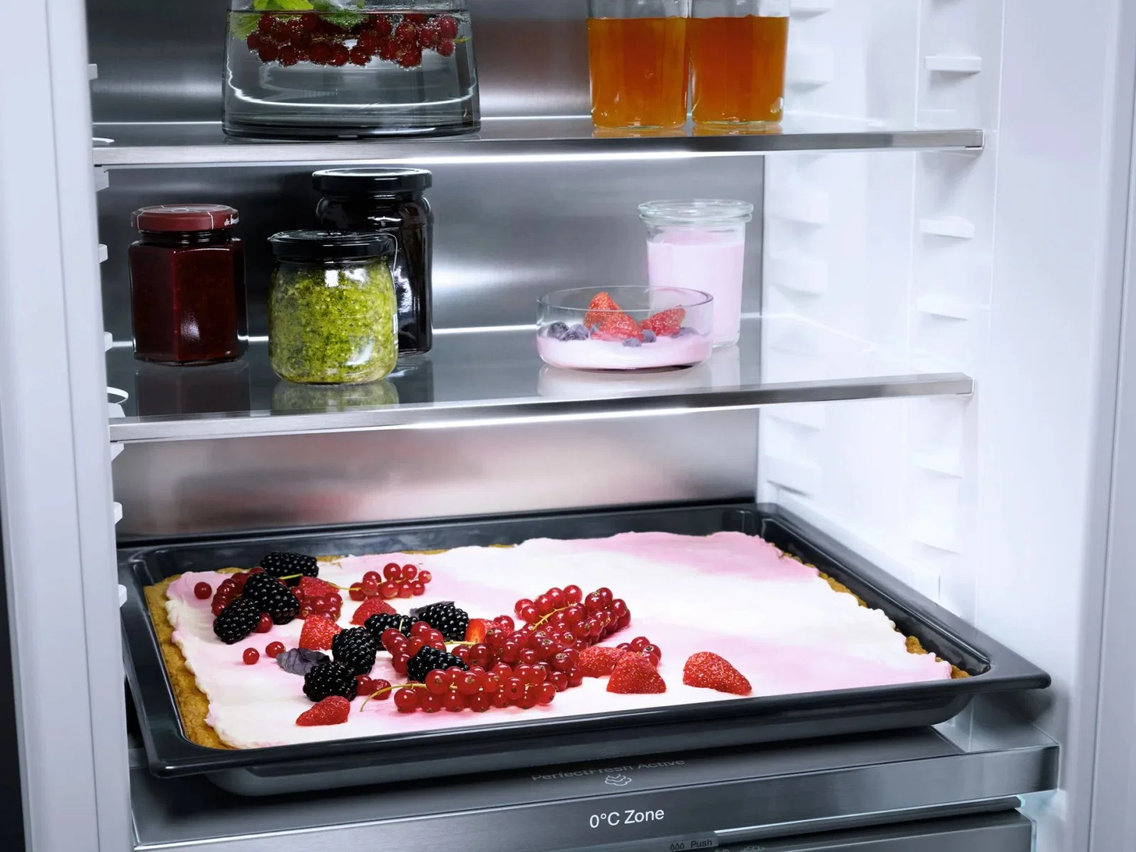 Встраиваемый холодильник Miele K 7747 D - миниатюра 7