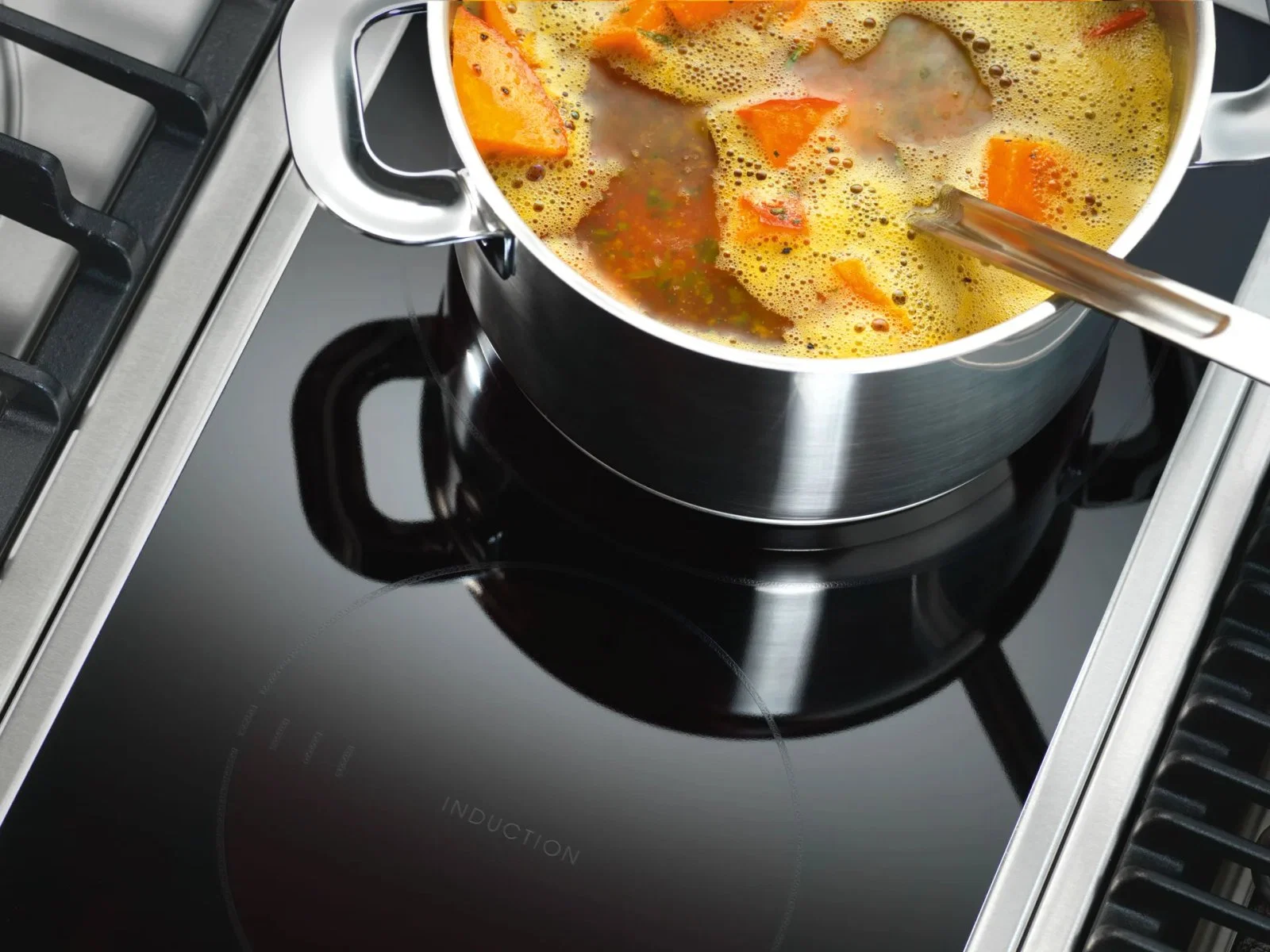 Индукционная варочная панель Miele CS1212-1 - миниатюра 2