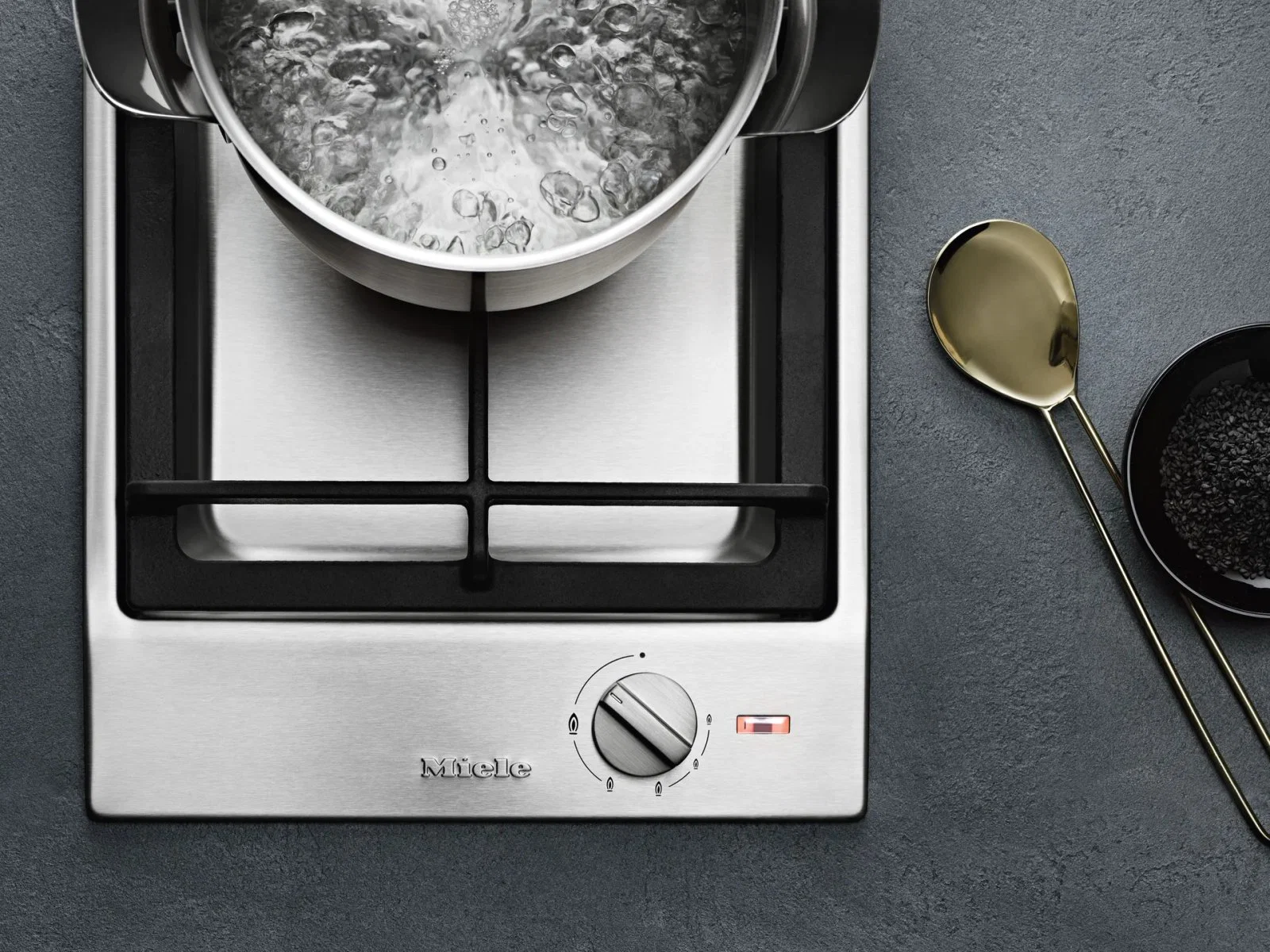 Газовая варочная панель WOK Miele CS1011 G - миниатюра 4