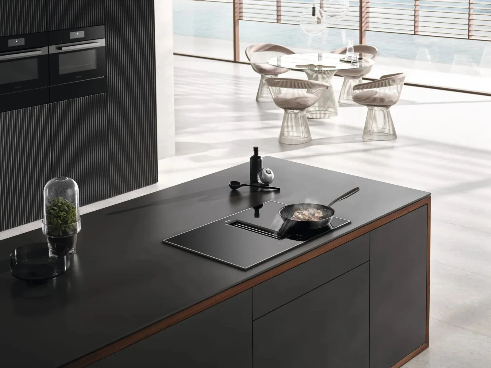 Варочная панель с вытяжкой Miele KMDA 7473 FR-A - миниатюра 3