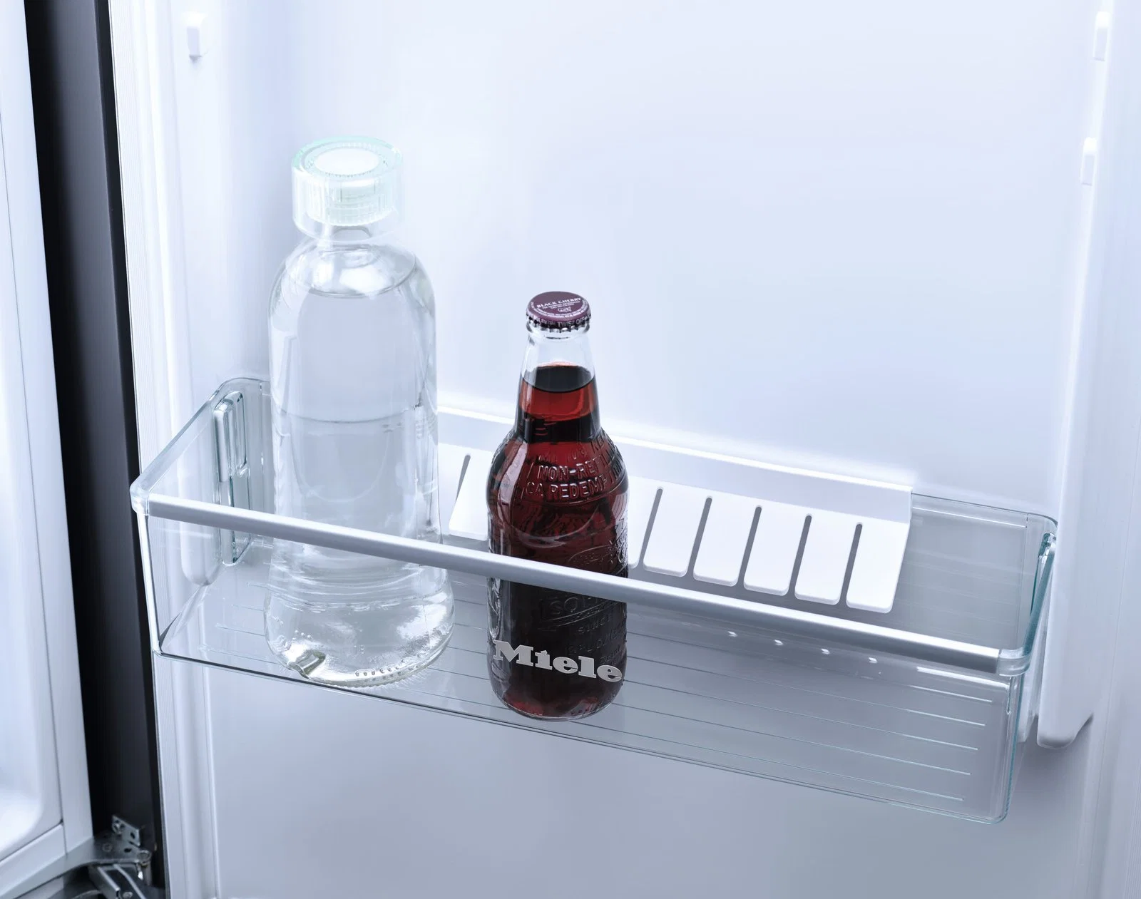 Встраиваемый холодильник Miele K 7327 D - миниатюра 4