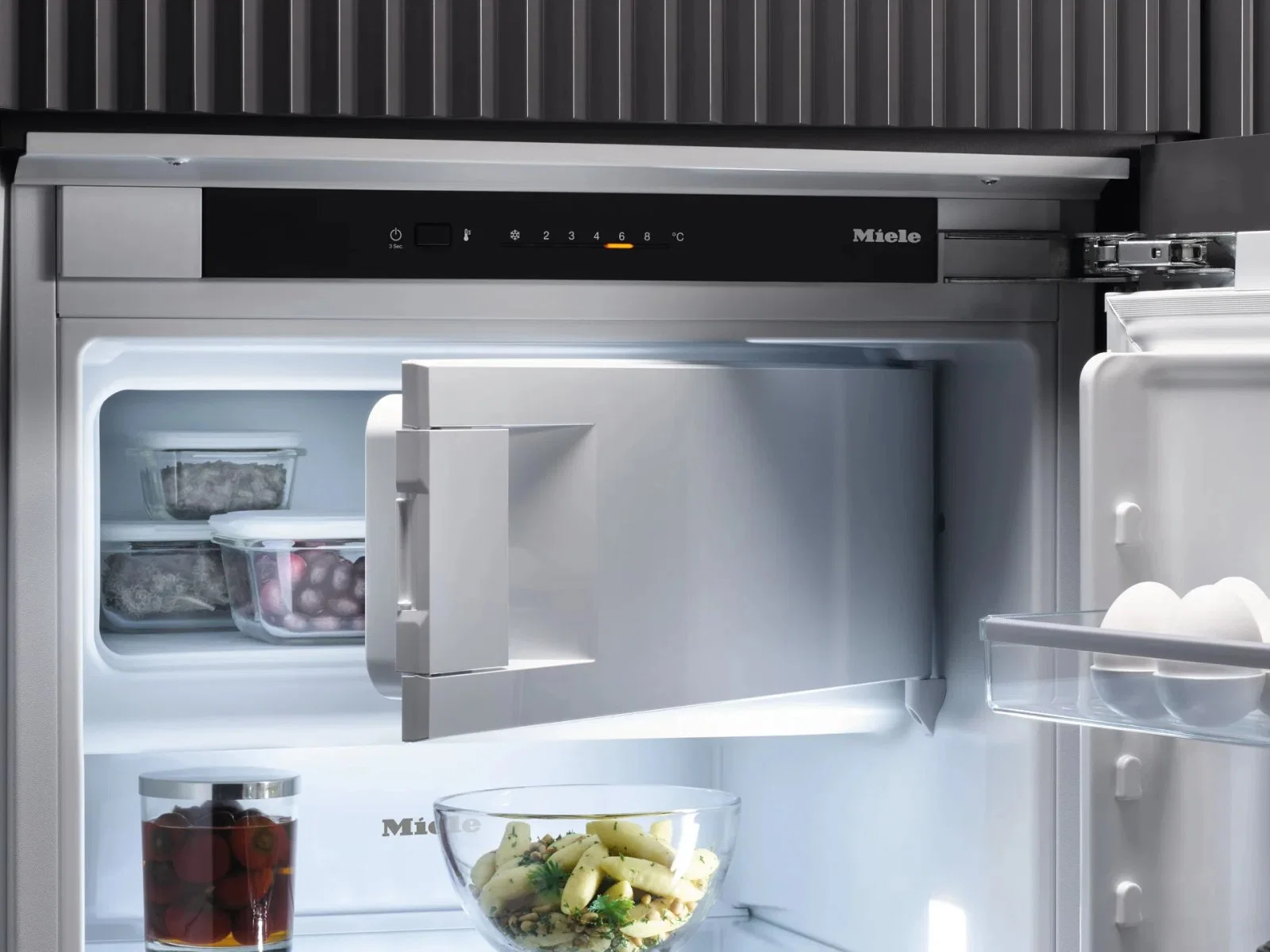 Встраиваемый холодильник Miele K 7128 D - миниатюра 4