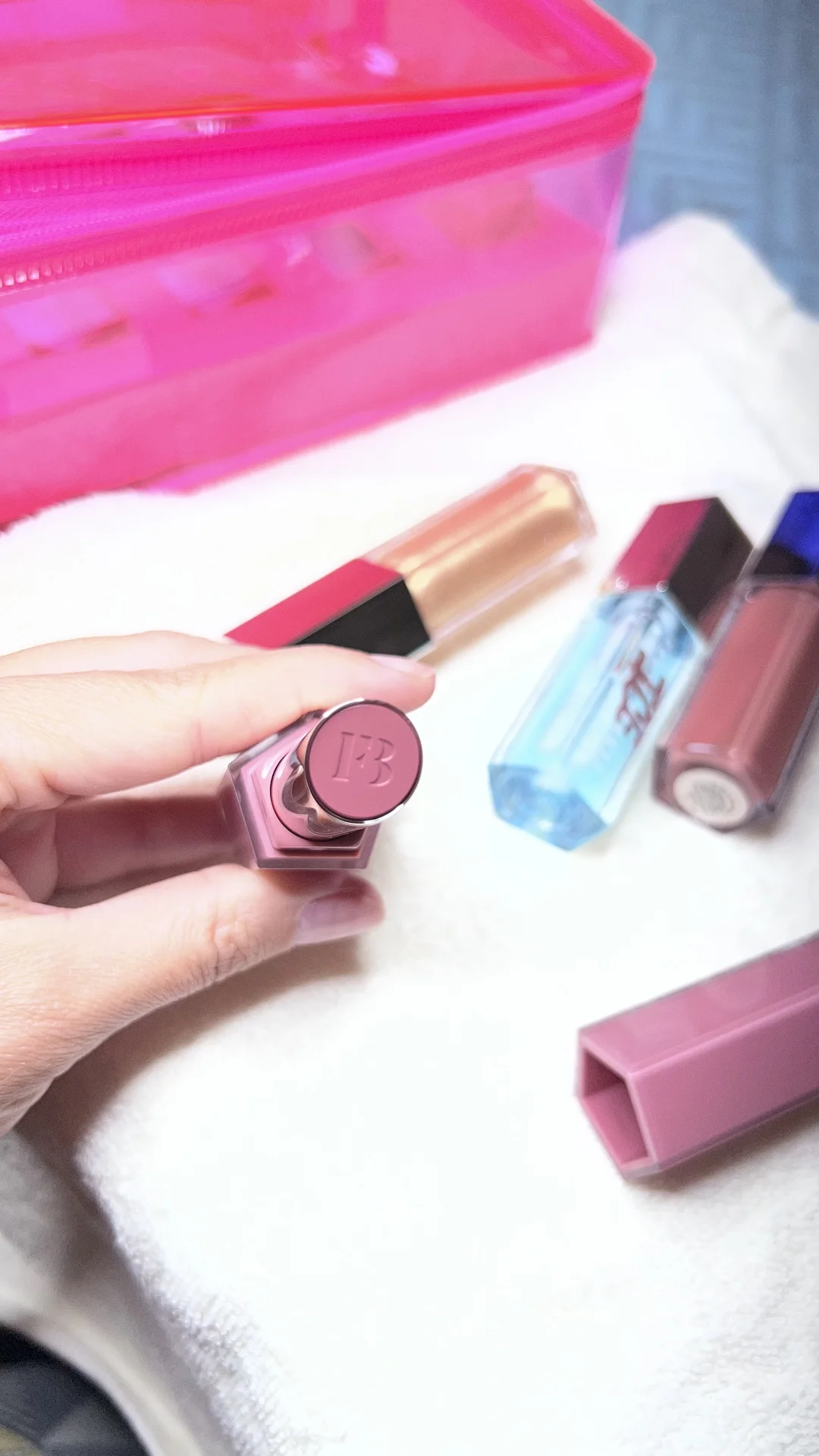 Fenty beauty блеск и помада - миниатюра 2