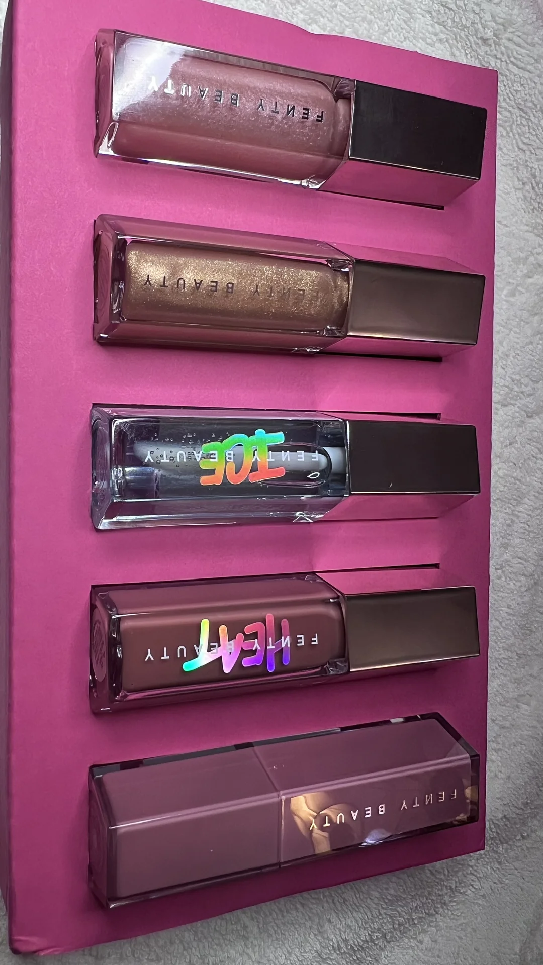 Fenty beauty блеск и помада - миниатюра 10