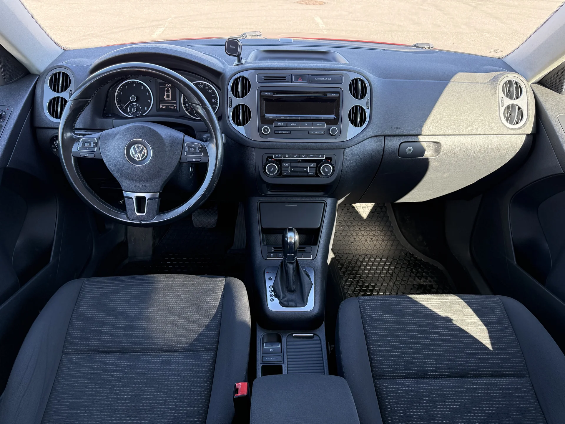 volkswagen tiguan - миниатюра 4