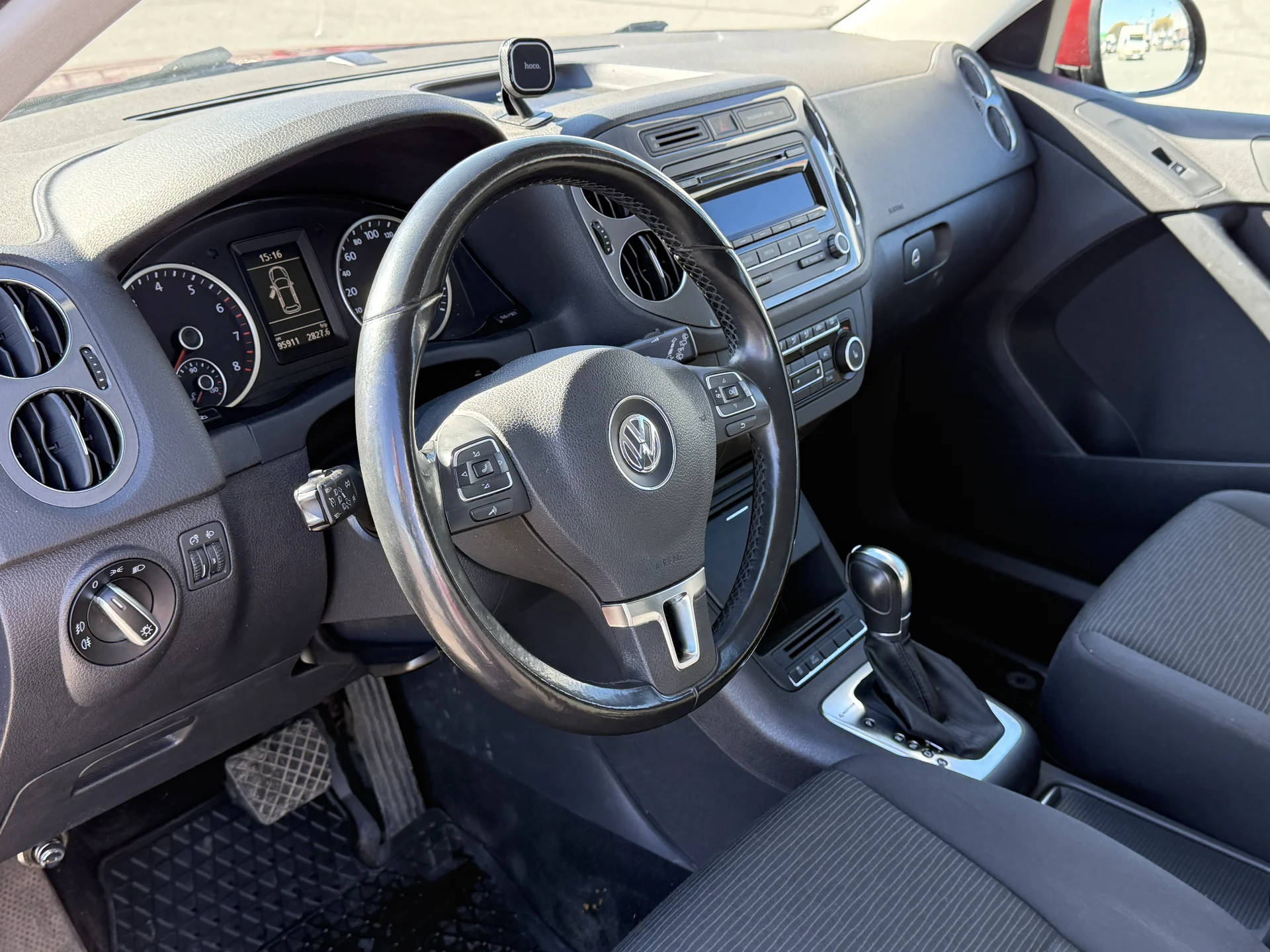 volkswagen tiguan - миниатюра 9