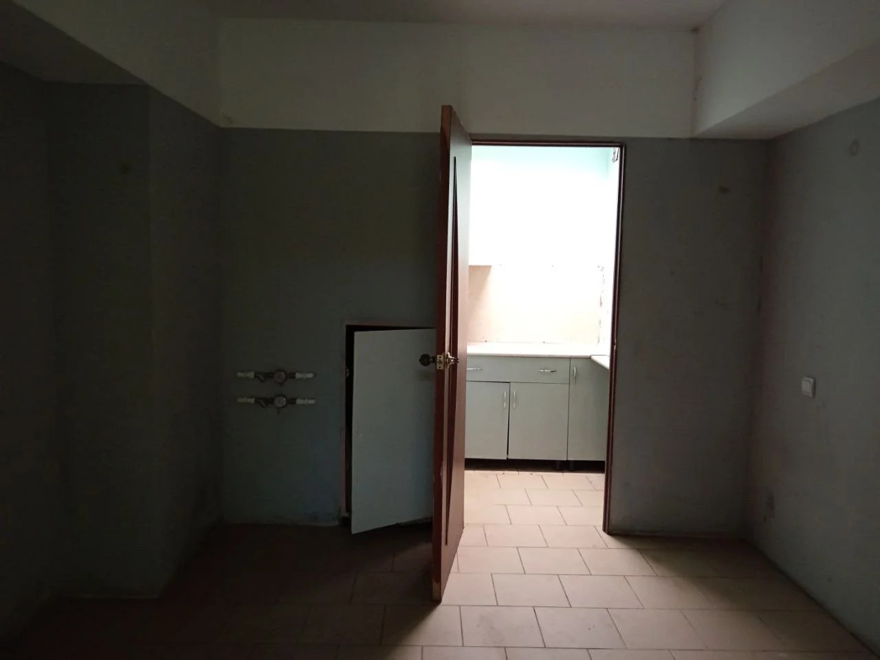 Коммерческое помещение 180 кв.м. - миниатюра 9