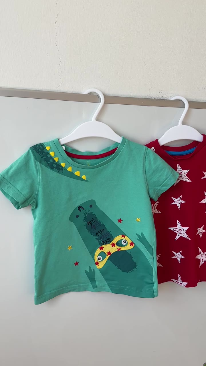 Футболки Mothercare детские 12-18 месяцев - видео 5